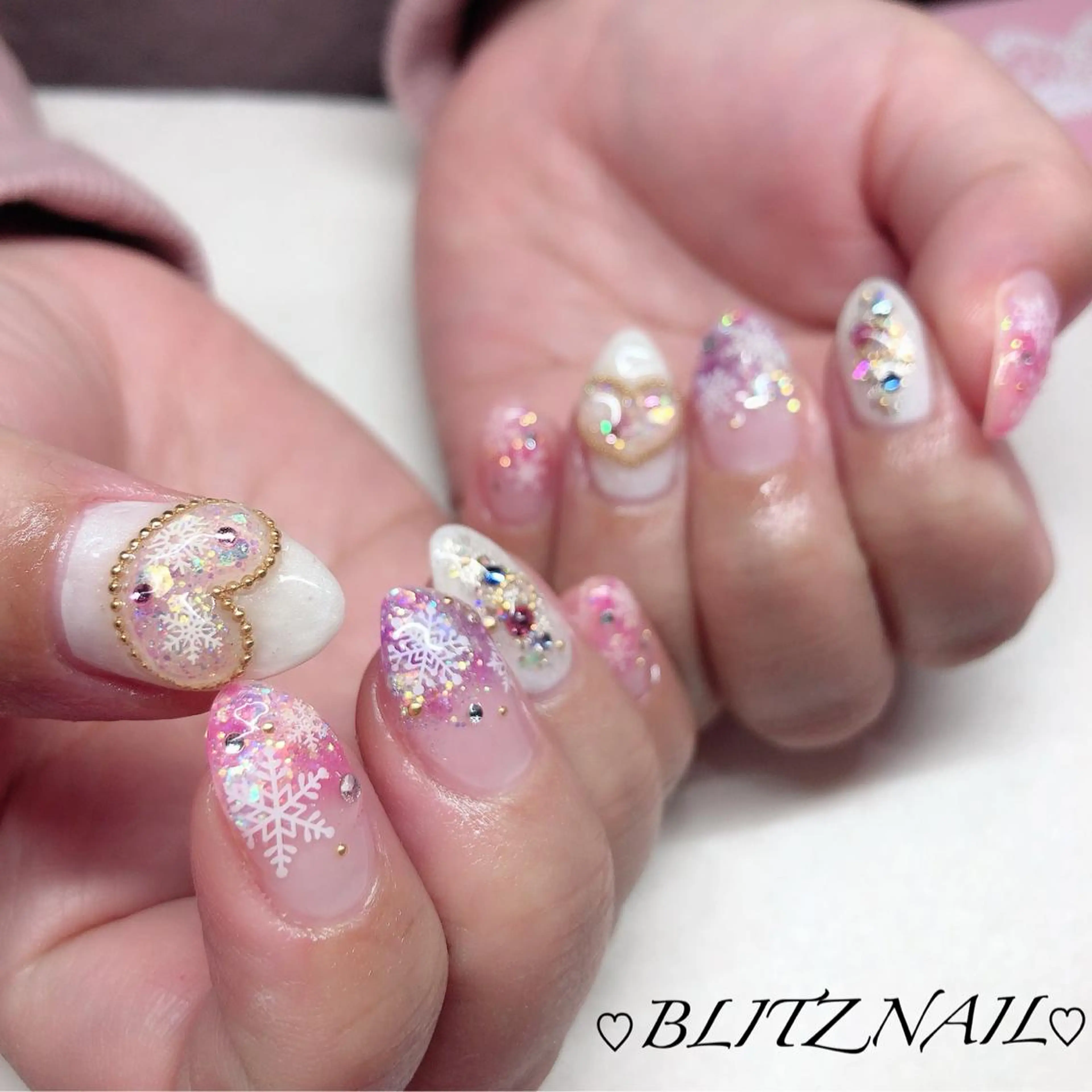 ネイル BLITZ Nail 岩田💅🏻✨のネイルデザイン