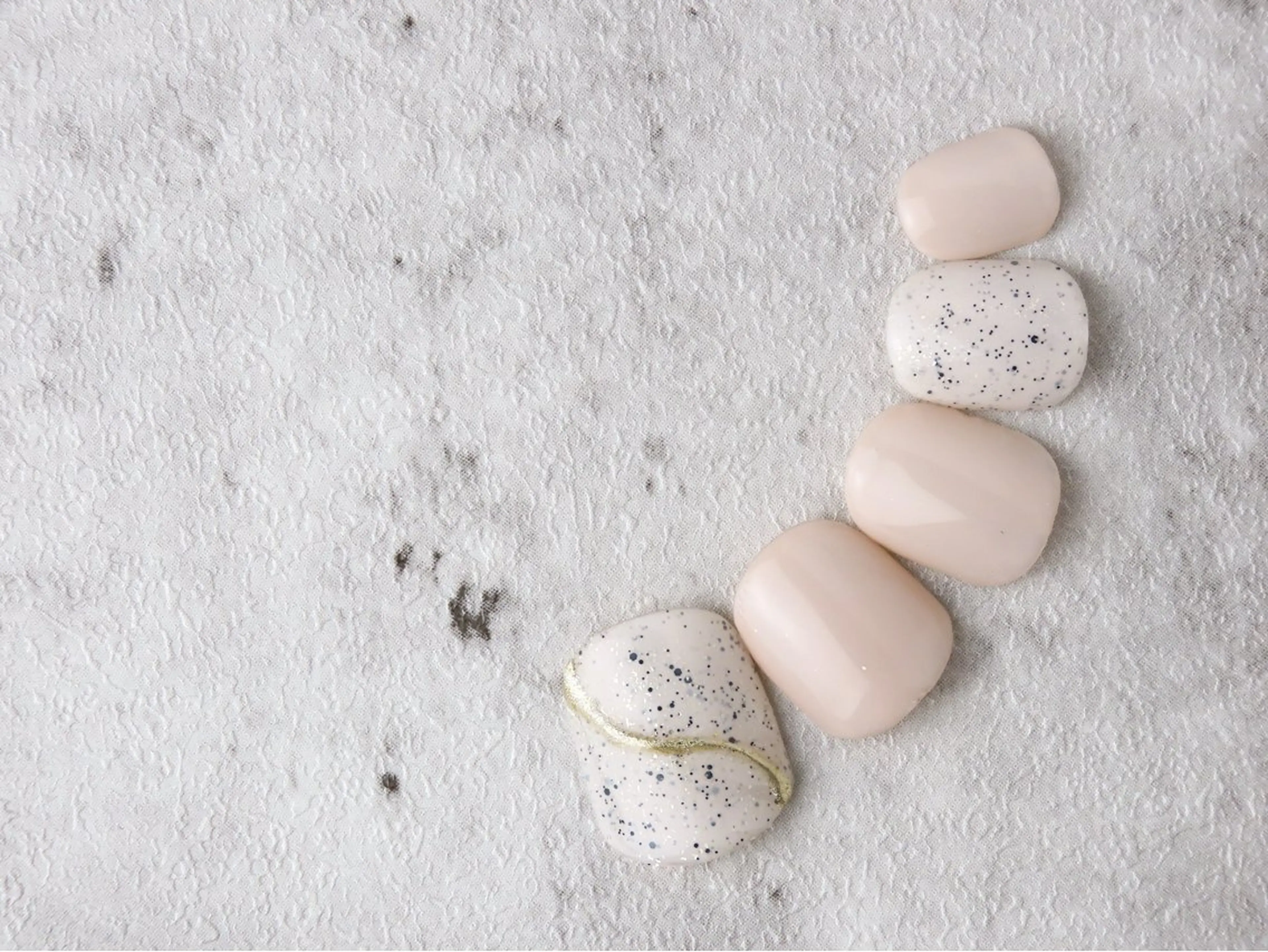 ネイル フットネイル フットネイル ネイル＆まつ毛パーマ マニネイル碑文谷店のネイルデザイン