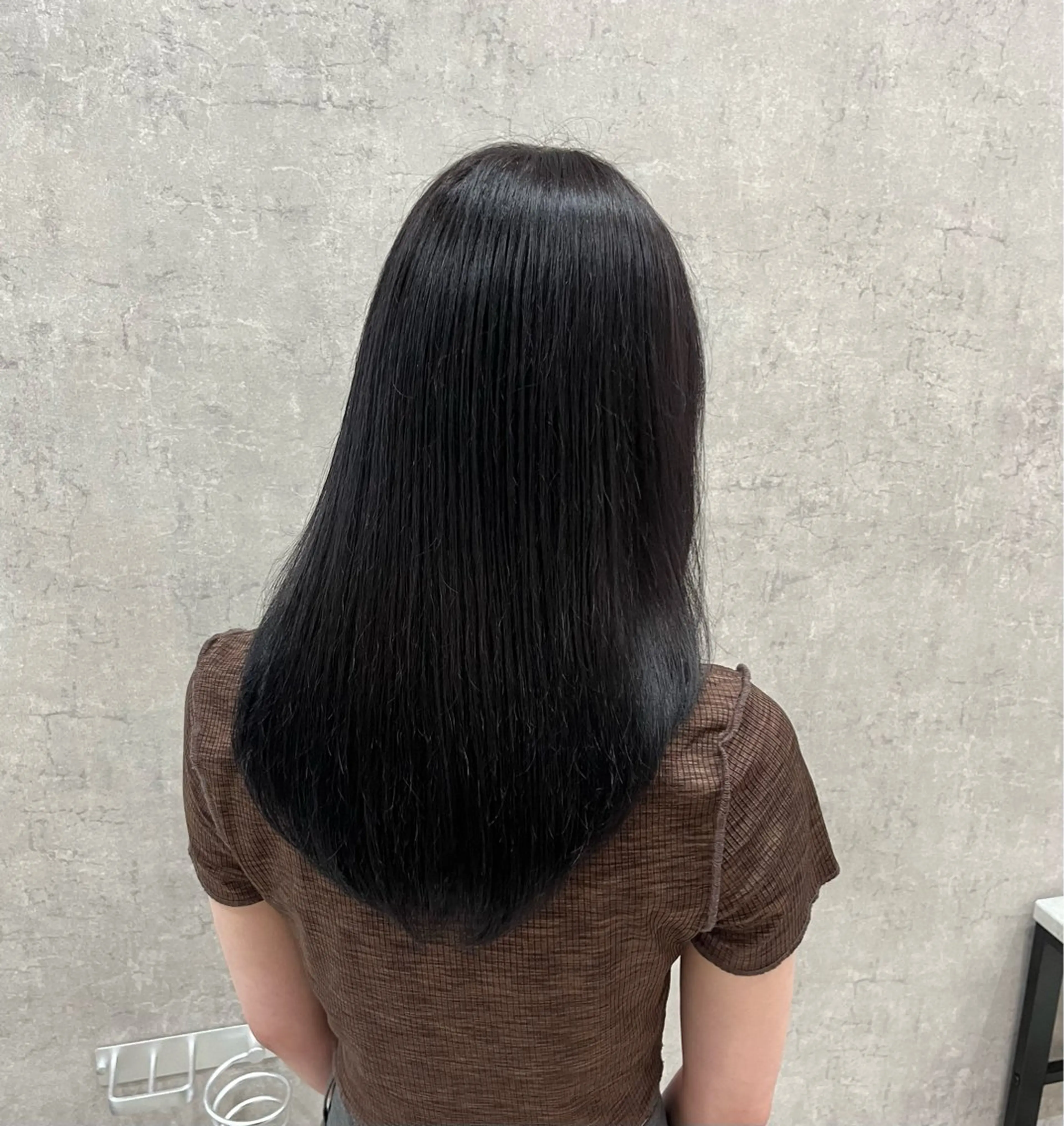 セミロング カラー 中島 日菜のヘアスタイル