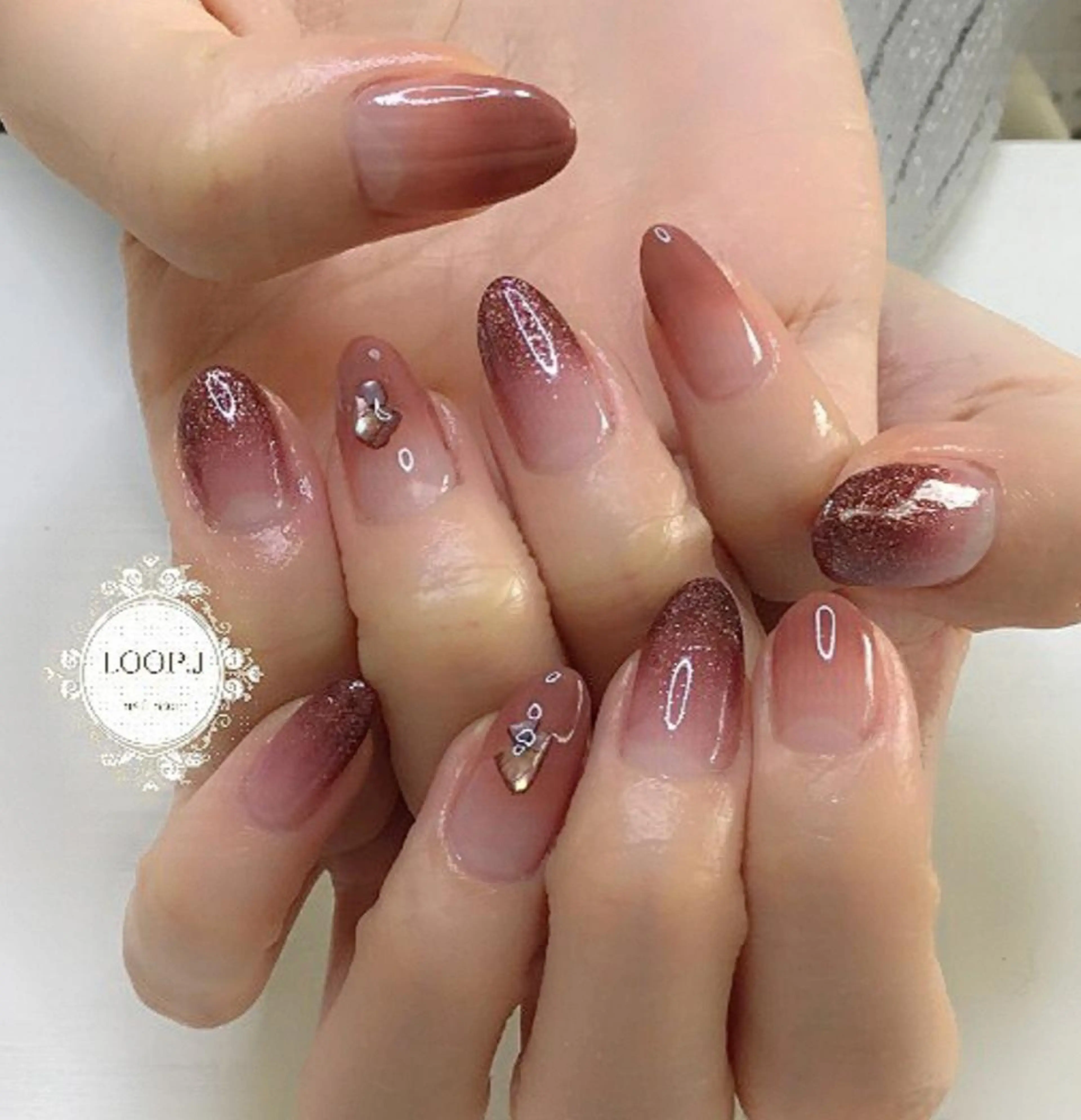 ネイル ハンドネイル おおくぼ めぐみのネイルデザイン