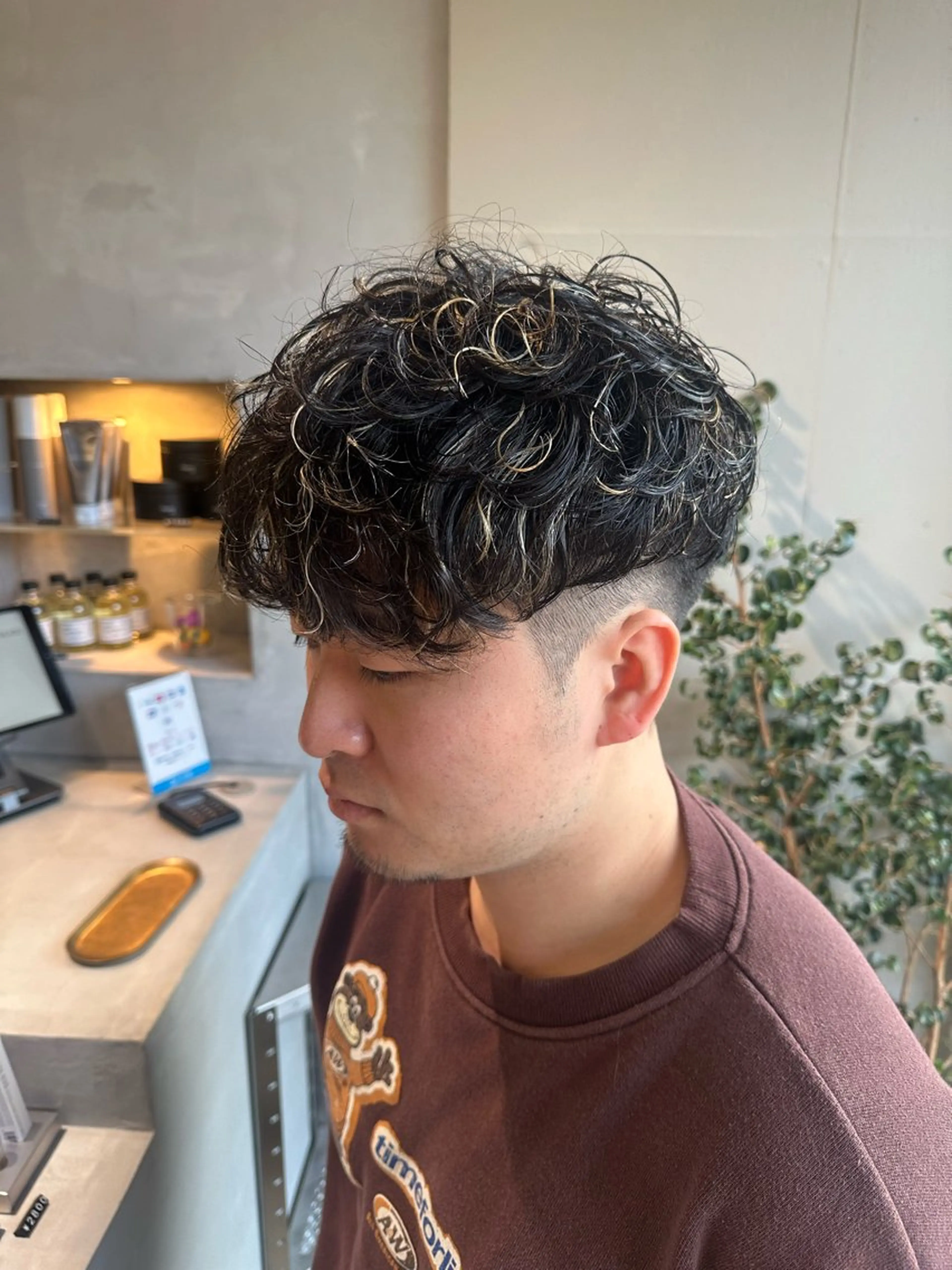 パーマ 加納 孝也のヘアスタイル