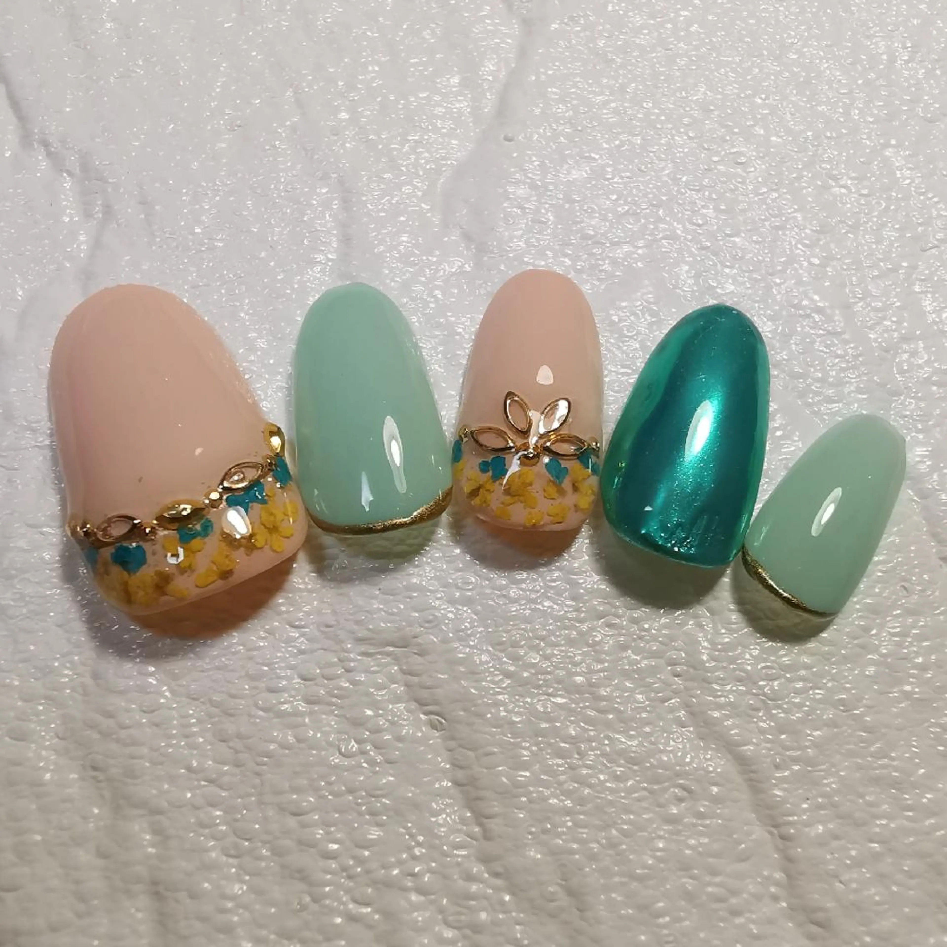 ネイル ミラーネイル ハンドネイル reve あやののネイルデザイン