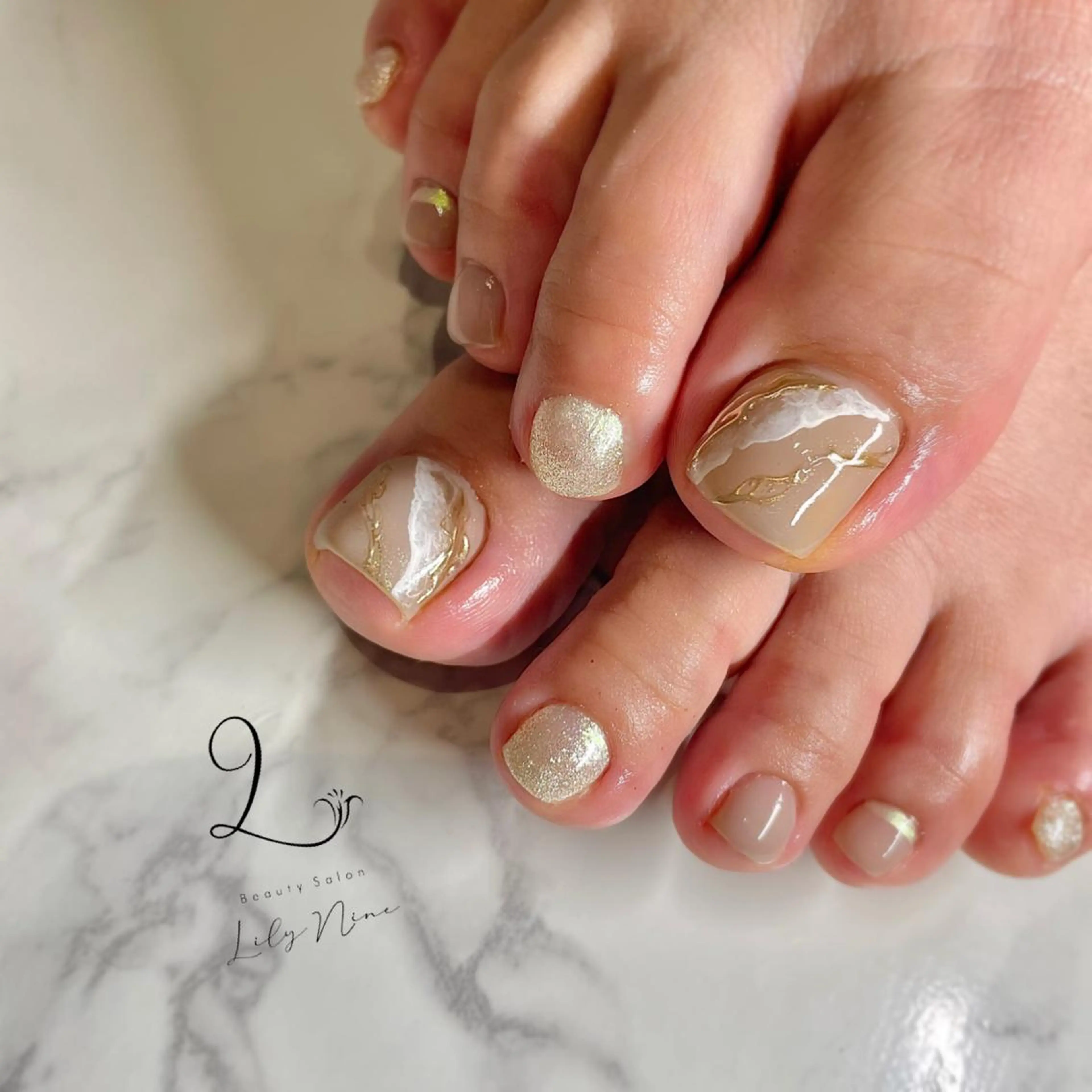 ネイル ニュアンスネイル REVIA :ayaのネイルデザイン