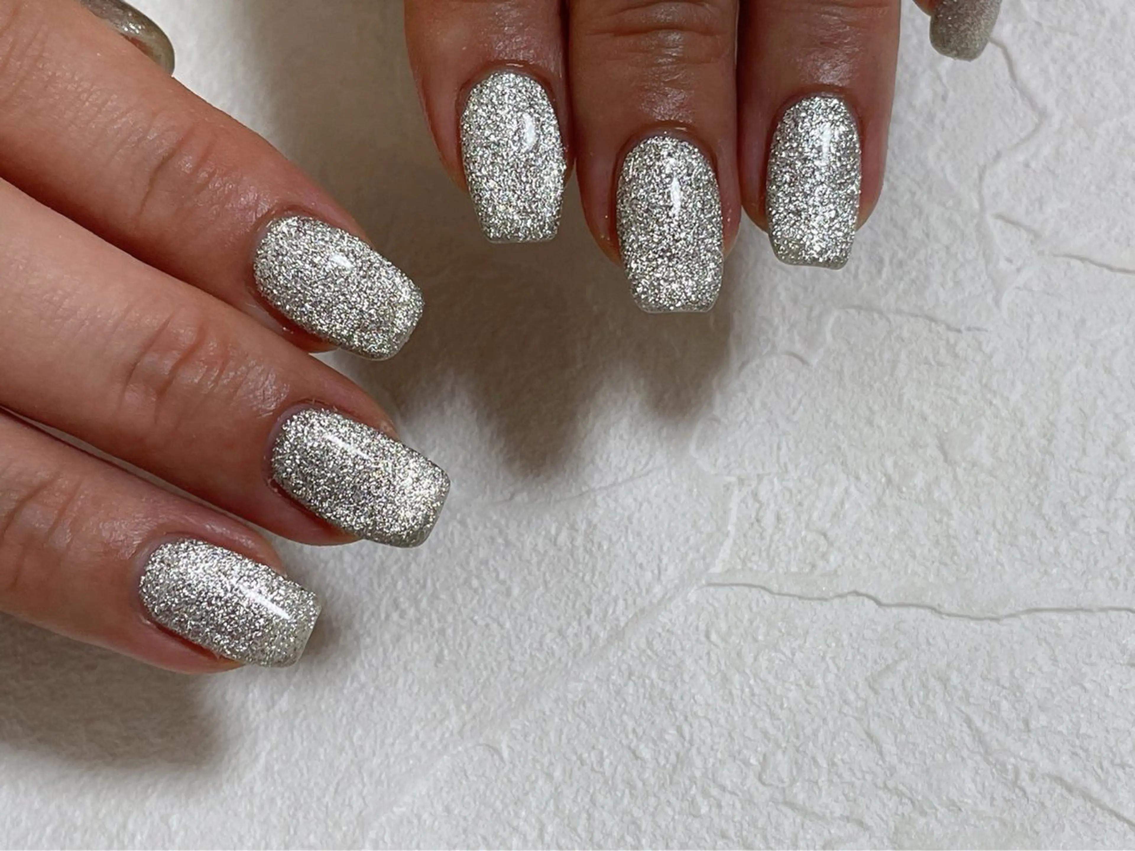 ネイル オーロラネイル フラッシュネイル フットネイル フレンチネイル ジェルネイル mogunail &blowのネイルデザイン