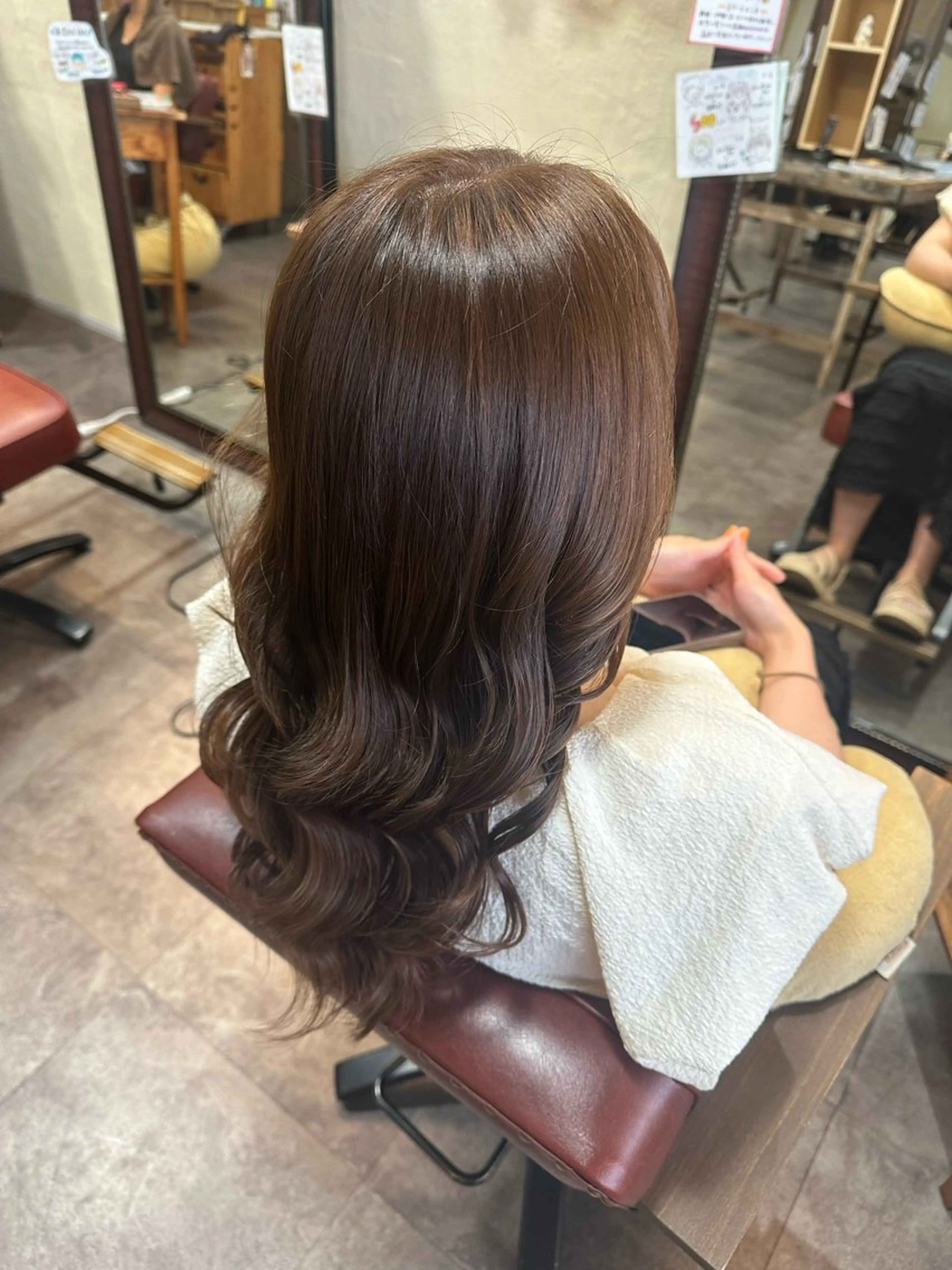 ロング カラー ベージュカラー 若林 美帆のヘアスタイル