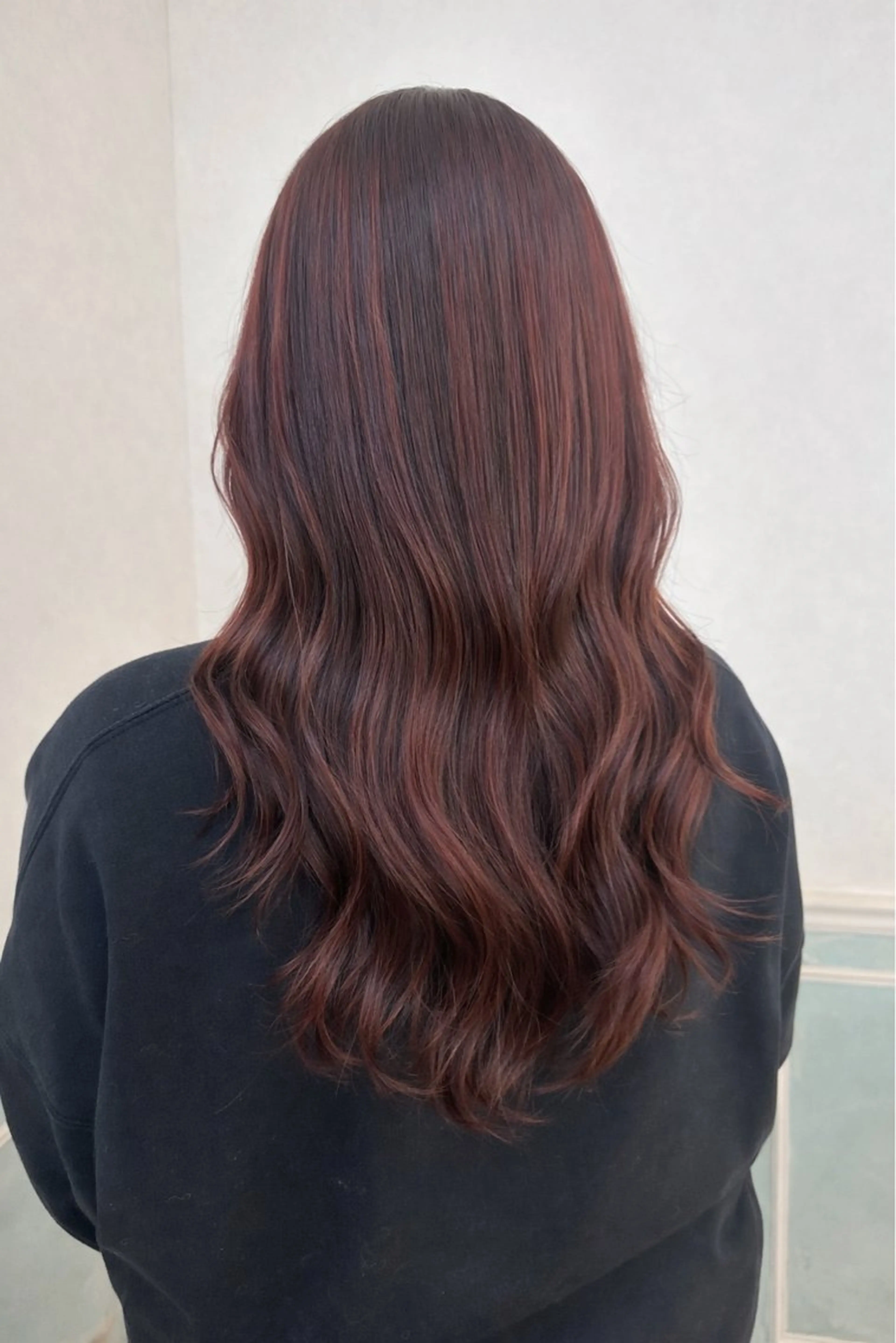 カラー 山口 珠莉のヘアスタイル