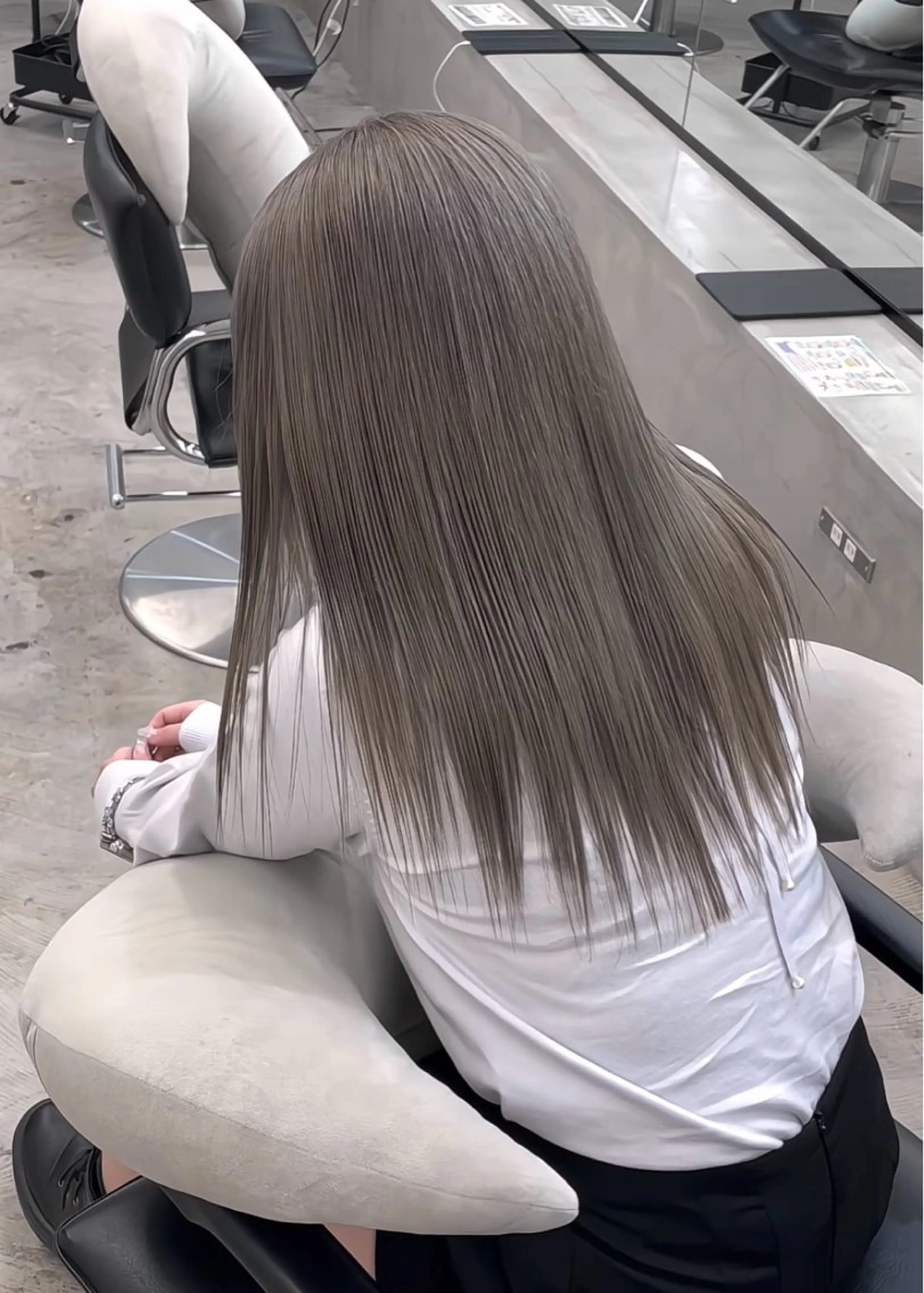 ロング ヘアカラー トリートメント エクステ/大人可愛い カラー🩷RINAのヘアスタイル