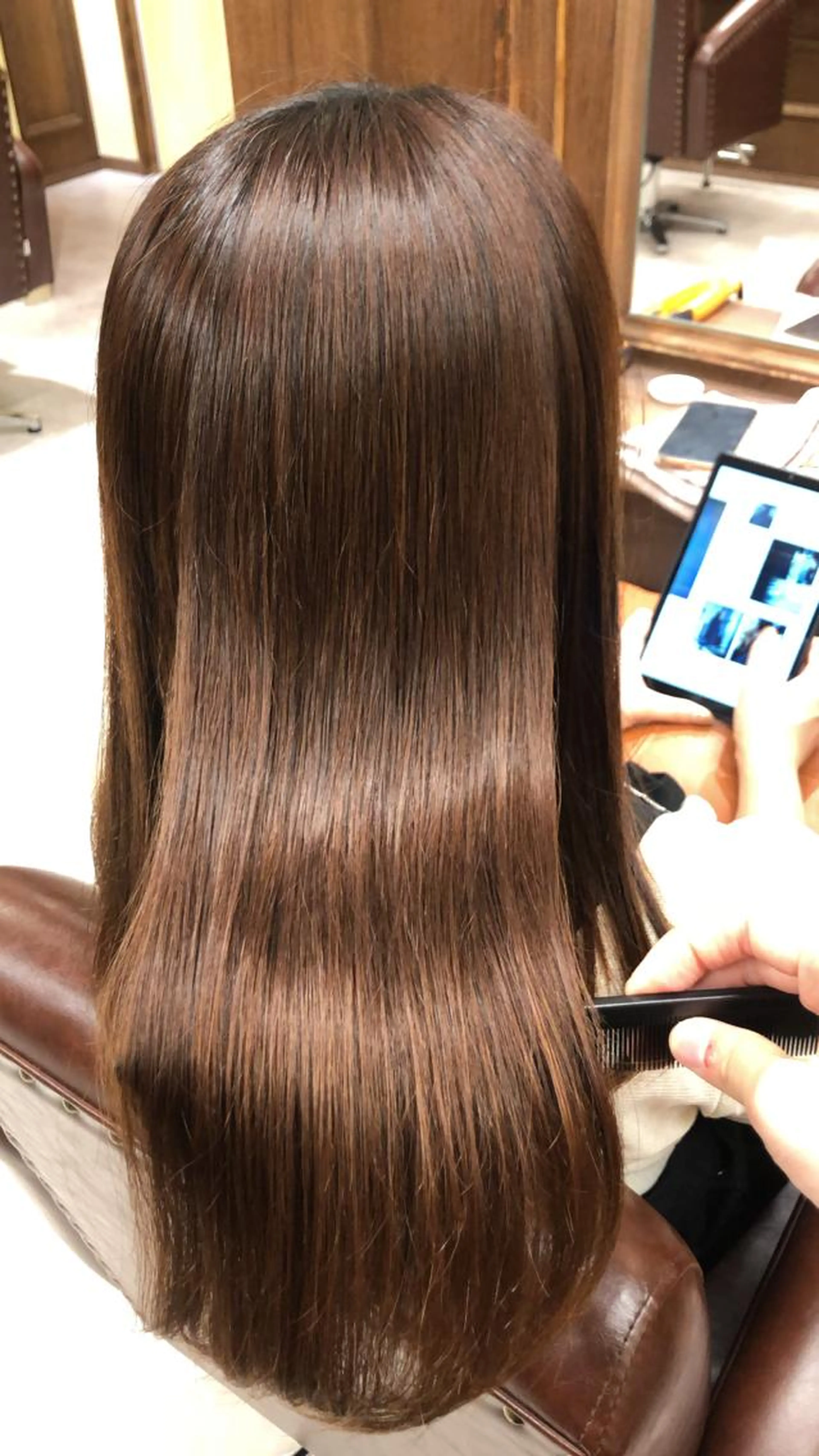 【NEW髪質改善】 美髪 《酸性ストレート》+似合わせカット ✂︎の写真