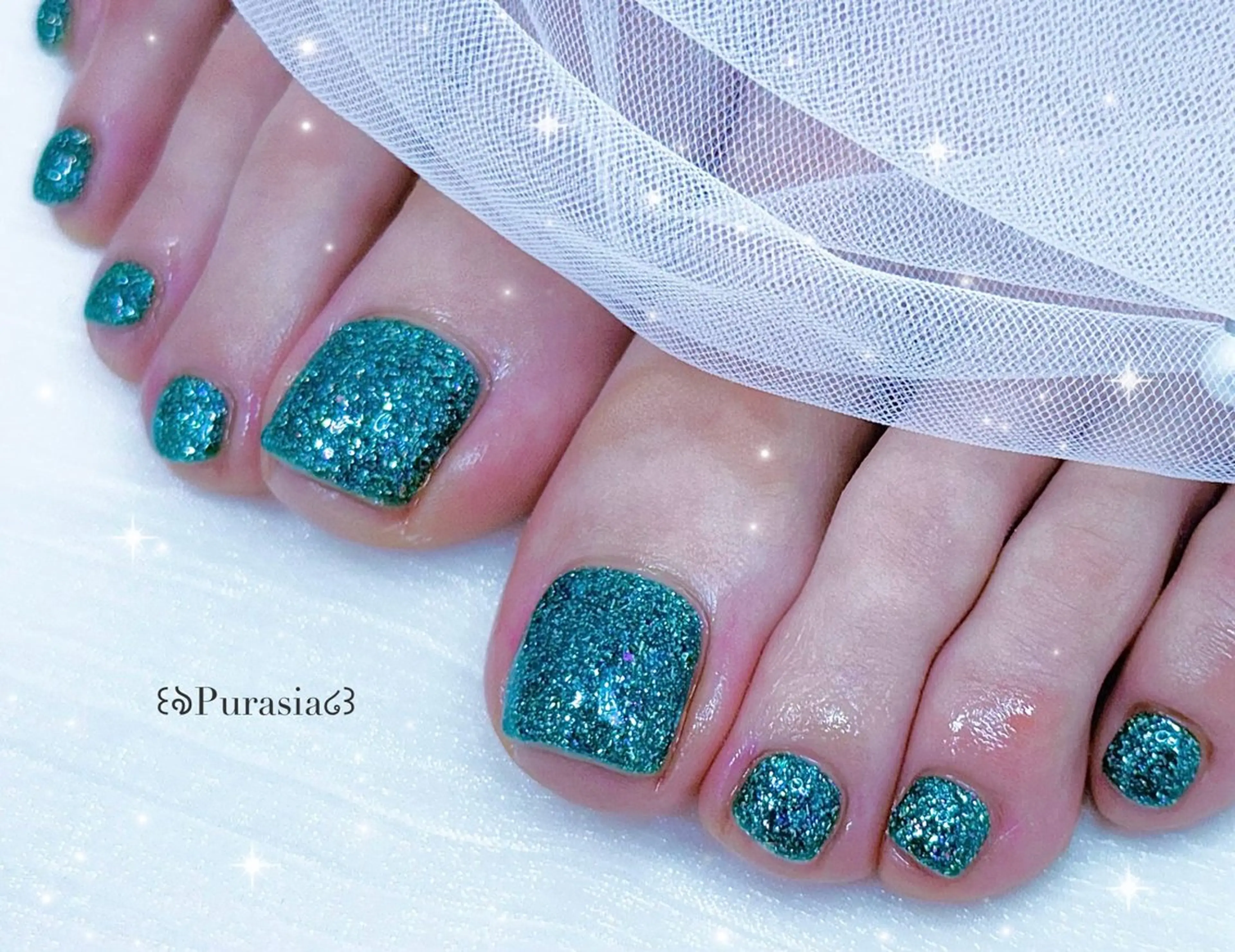 ネイル フットネイル ラメ(グリッター) ワンカラーネイル Purasia高橋✧ マグ/ワンホン/地雷のネイルデザイン