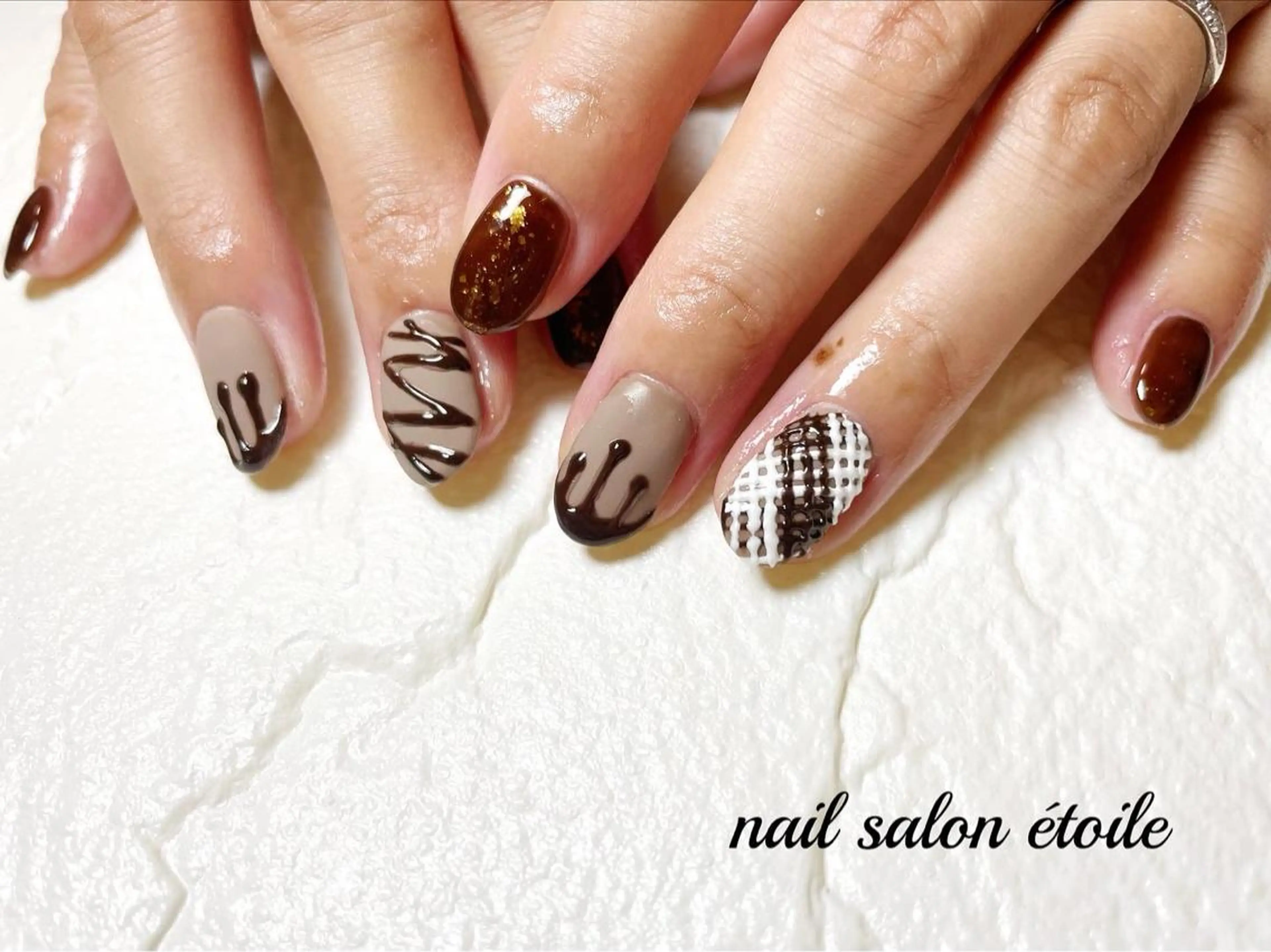 ネイル アートネイル ブラウン ジェルネイル マットネイル ハンドネイル nail salon étoileのネイルデザイン