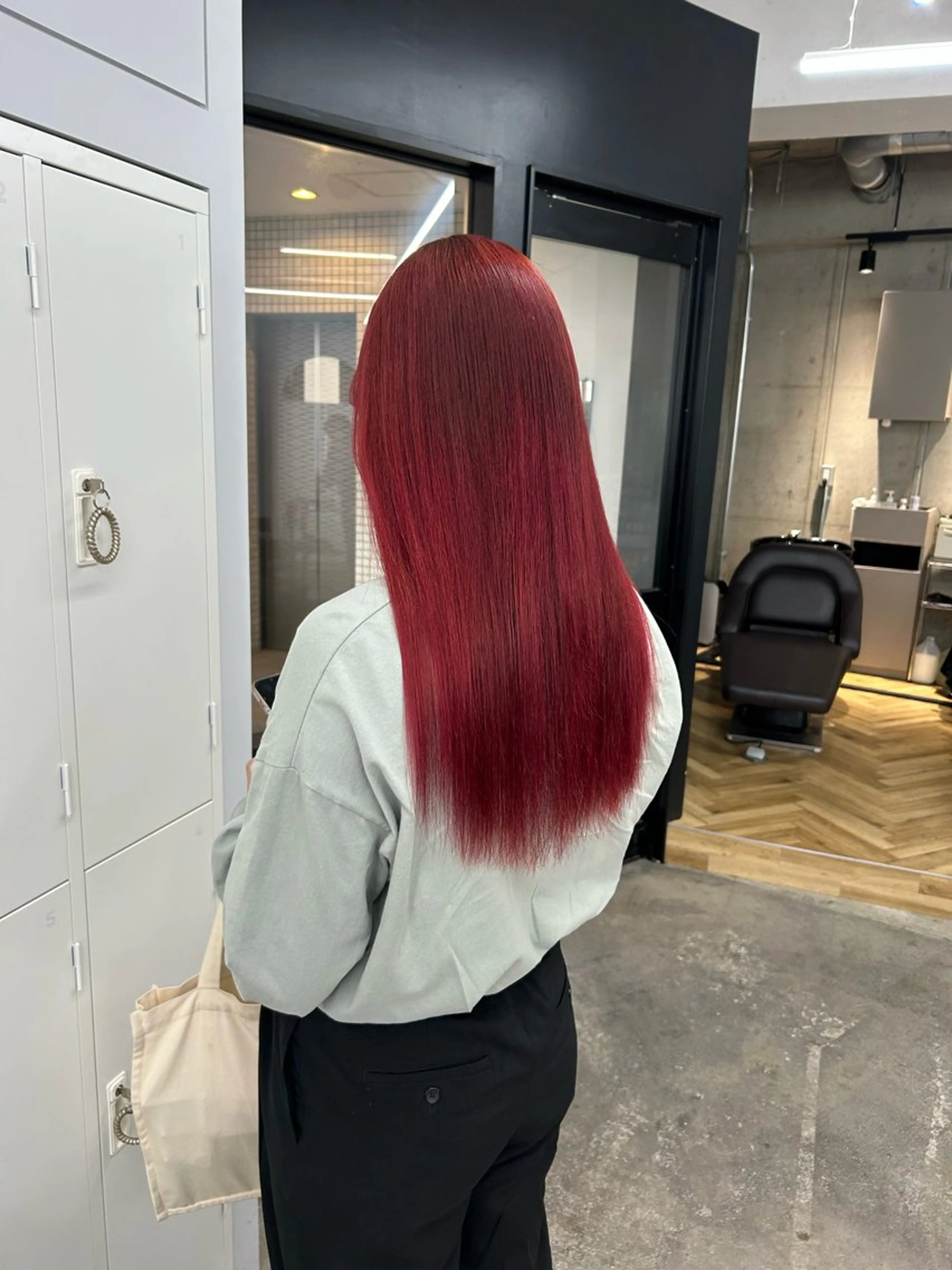 ロング ヘアカラー トリートメント ハルカ 透明感カラー 美髪縮毛矯正🥣のヘアスタイル