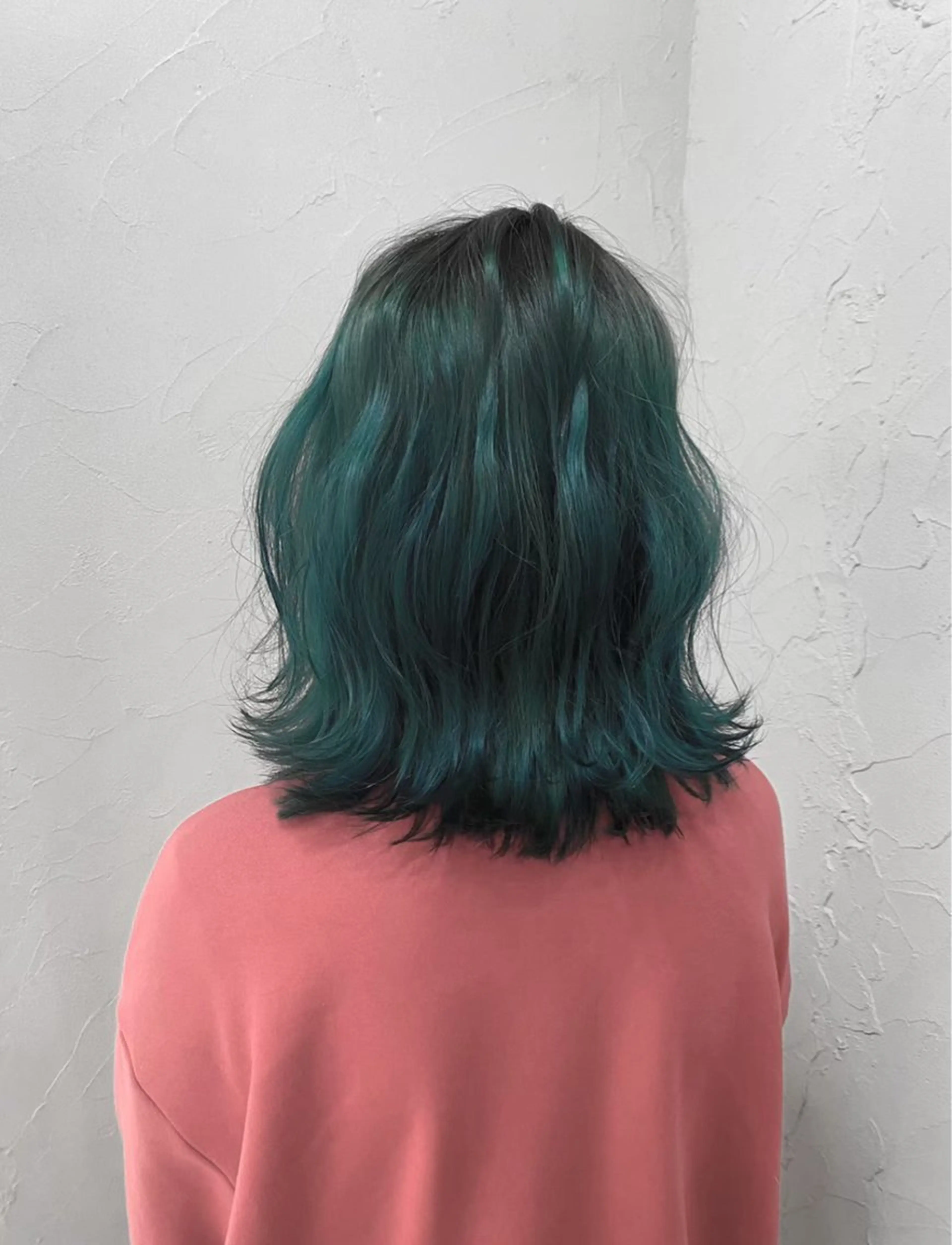 ミディアム カラー 高柳 麻美のヘアスタイル