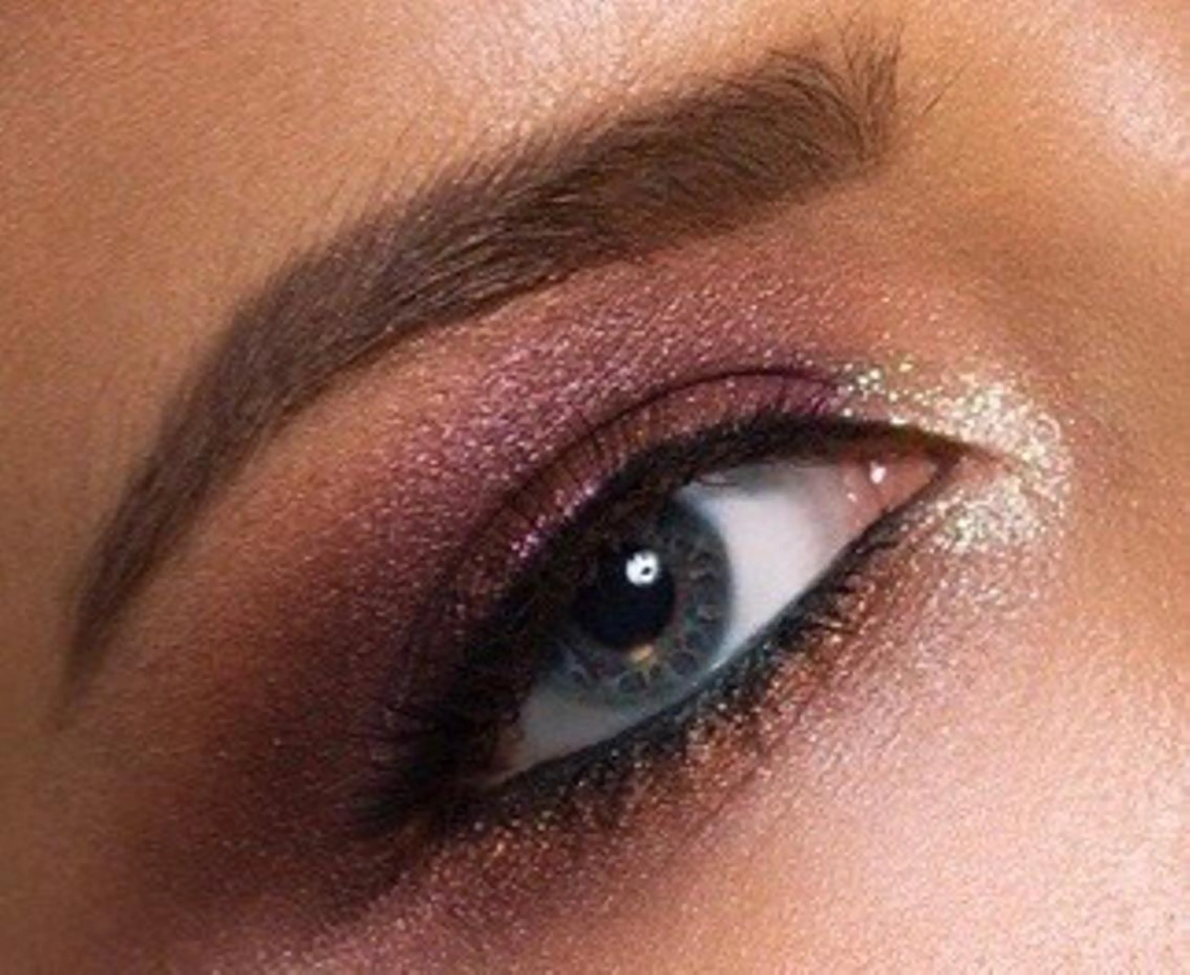 【脱毛】毎日のお手入れから解放‼︎ 眉周り脱毛2回の写真