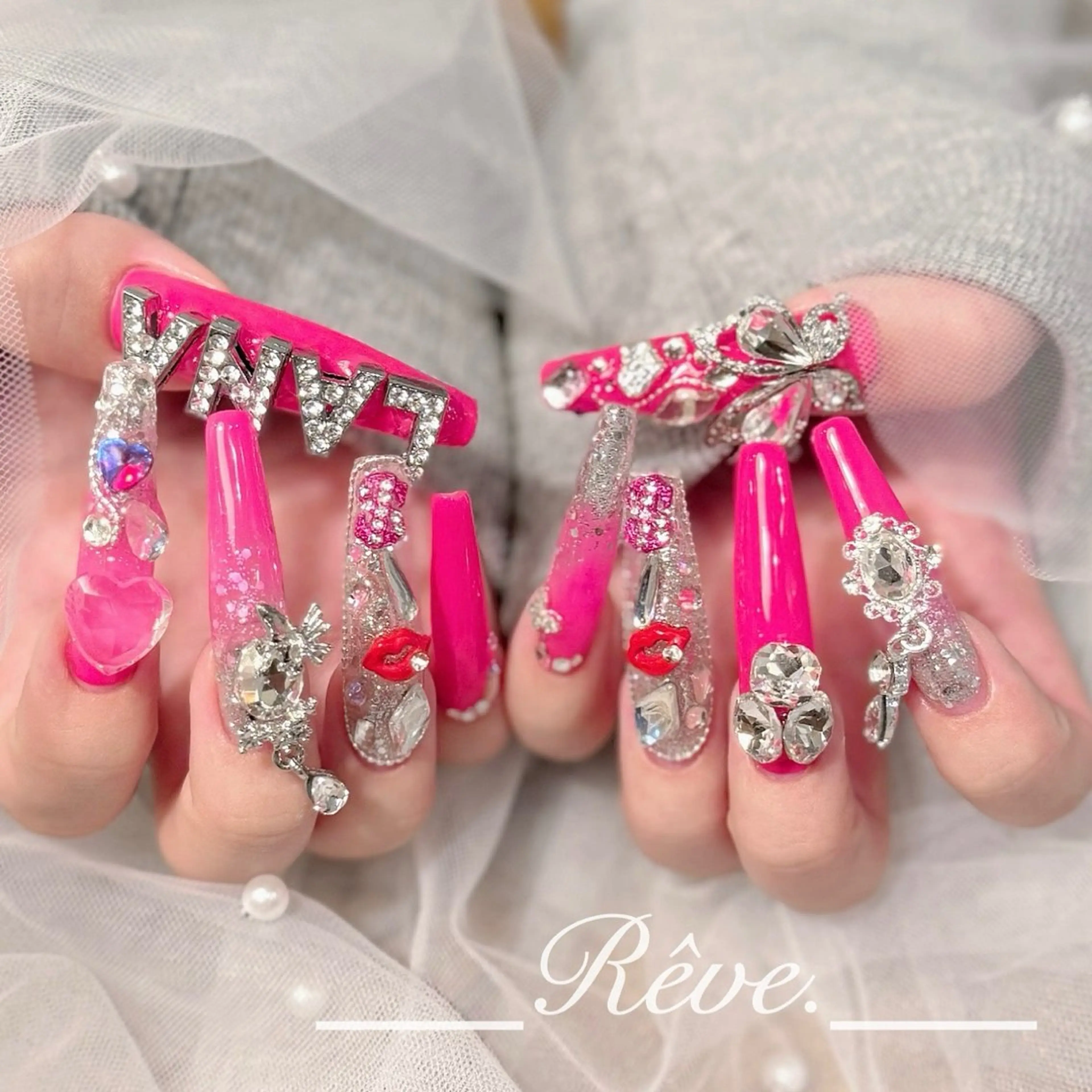 ネイル Reve. 黒澤のネイルデザイン