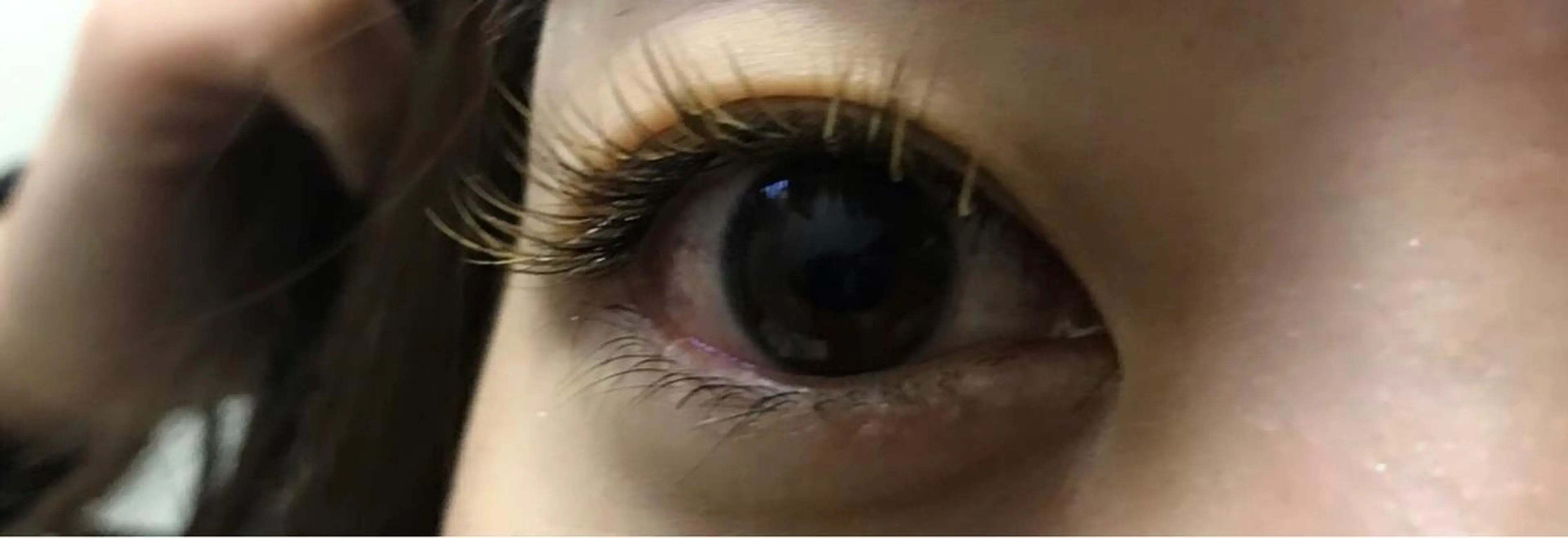 マツエク・マツパ 保子 祐里香のヘアスタイル