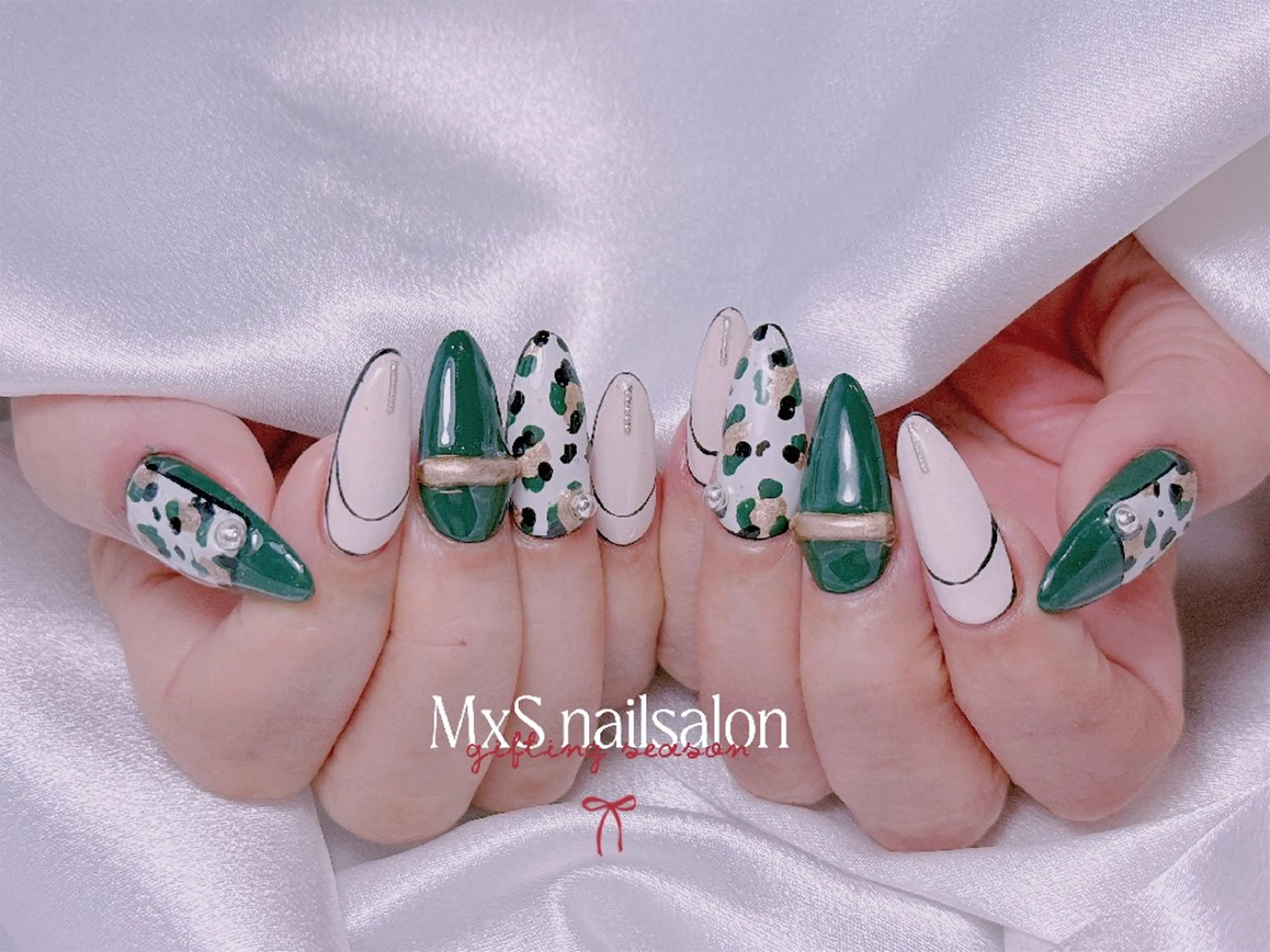 ネイル ハンドネイル ハンドケア MxS Nail(長さだし/フィルイン/マグネット/韓国ネイル/ワンホンネイル/ワンカラー)所属・MxS リィリィのネイルデザイン