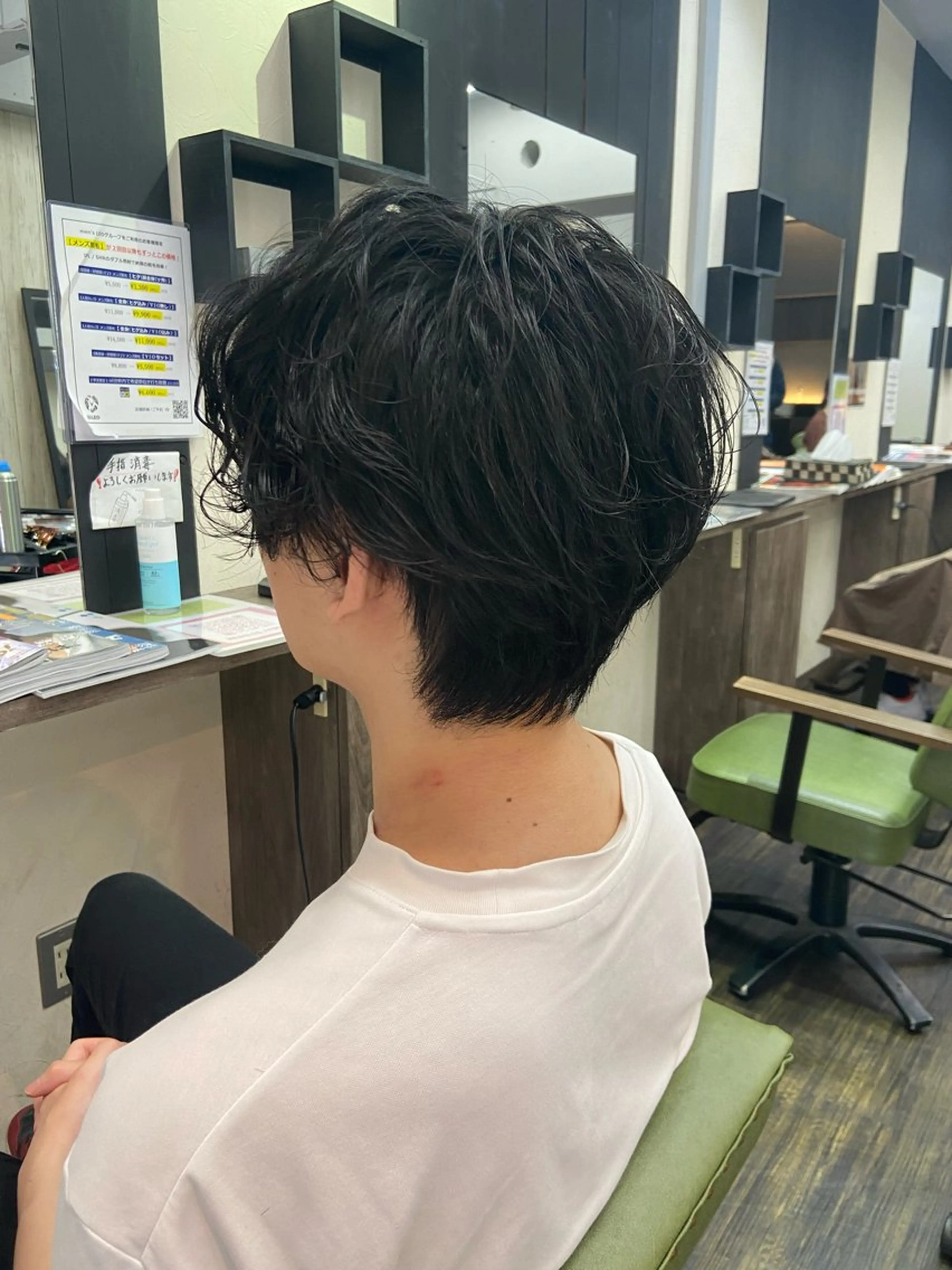 セミロング セミロングパーマ カット パーマ 仁和山 晃のヘアスタイル