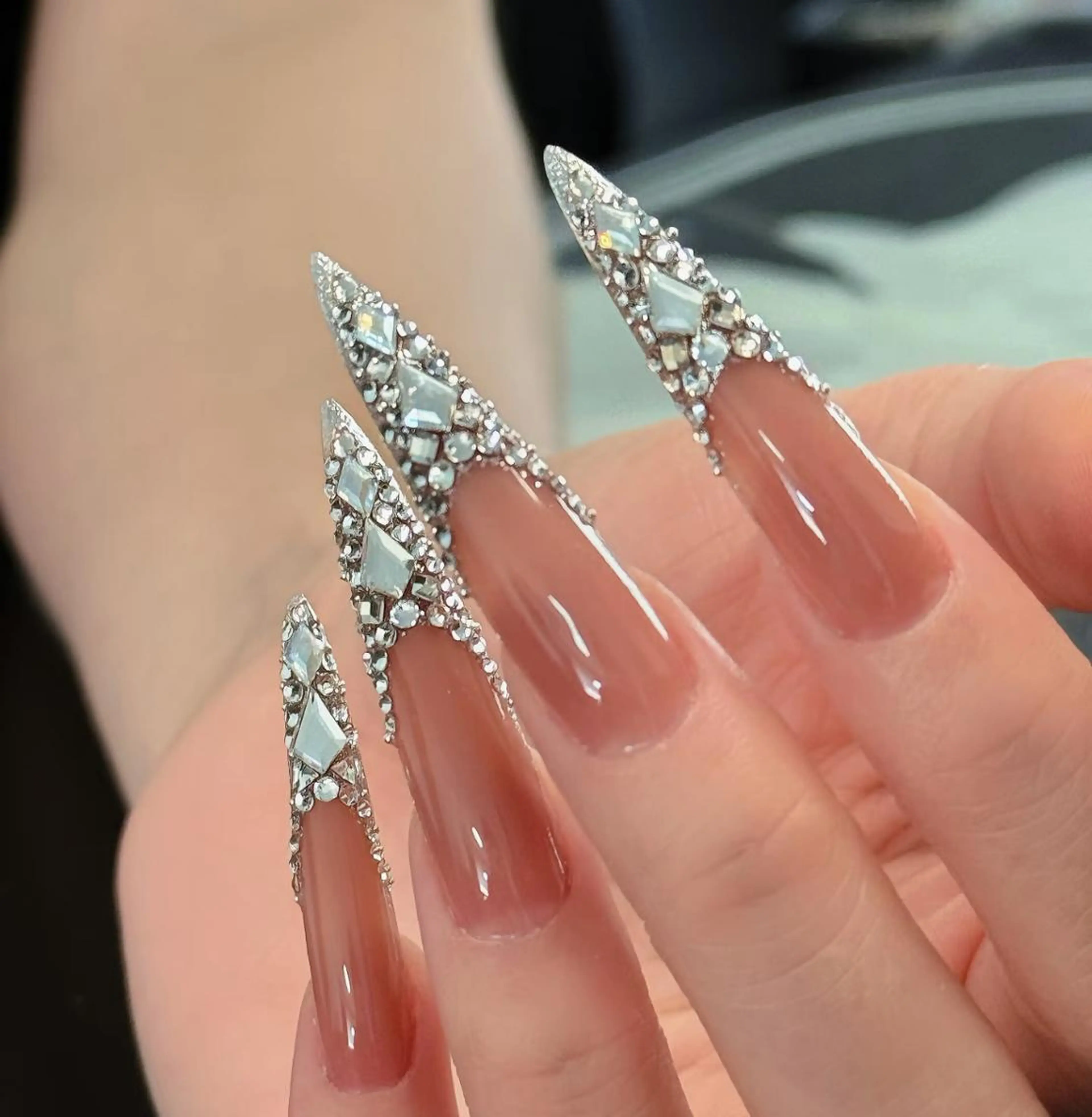 ネイル ハンドネイル Pure&Rich Nailのネイルデザイン