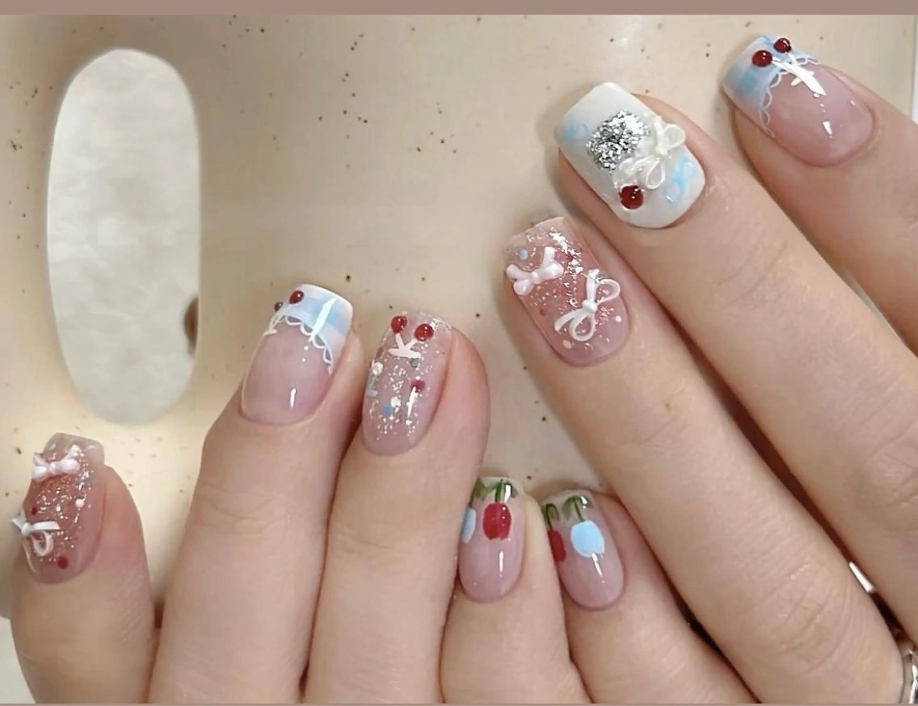 ネイル MoonHi Nail 朝霞台のネイルデザイン