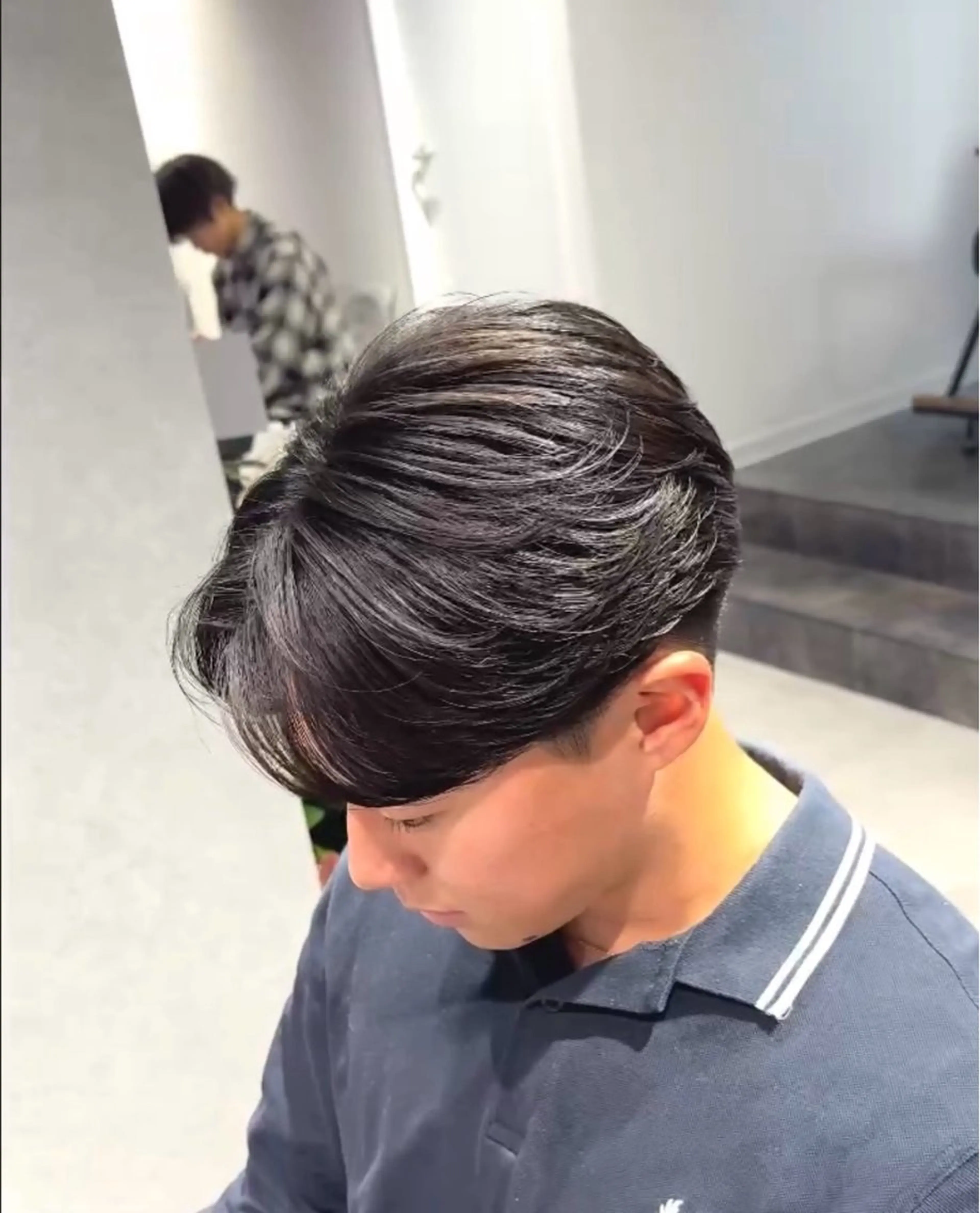 ミディアム カット 縮毛矯正 パーマ特化美容師🔥 フジモト ライのヘアスタイル