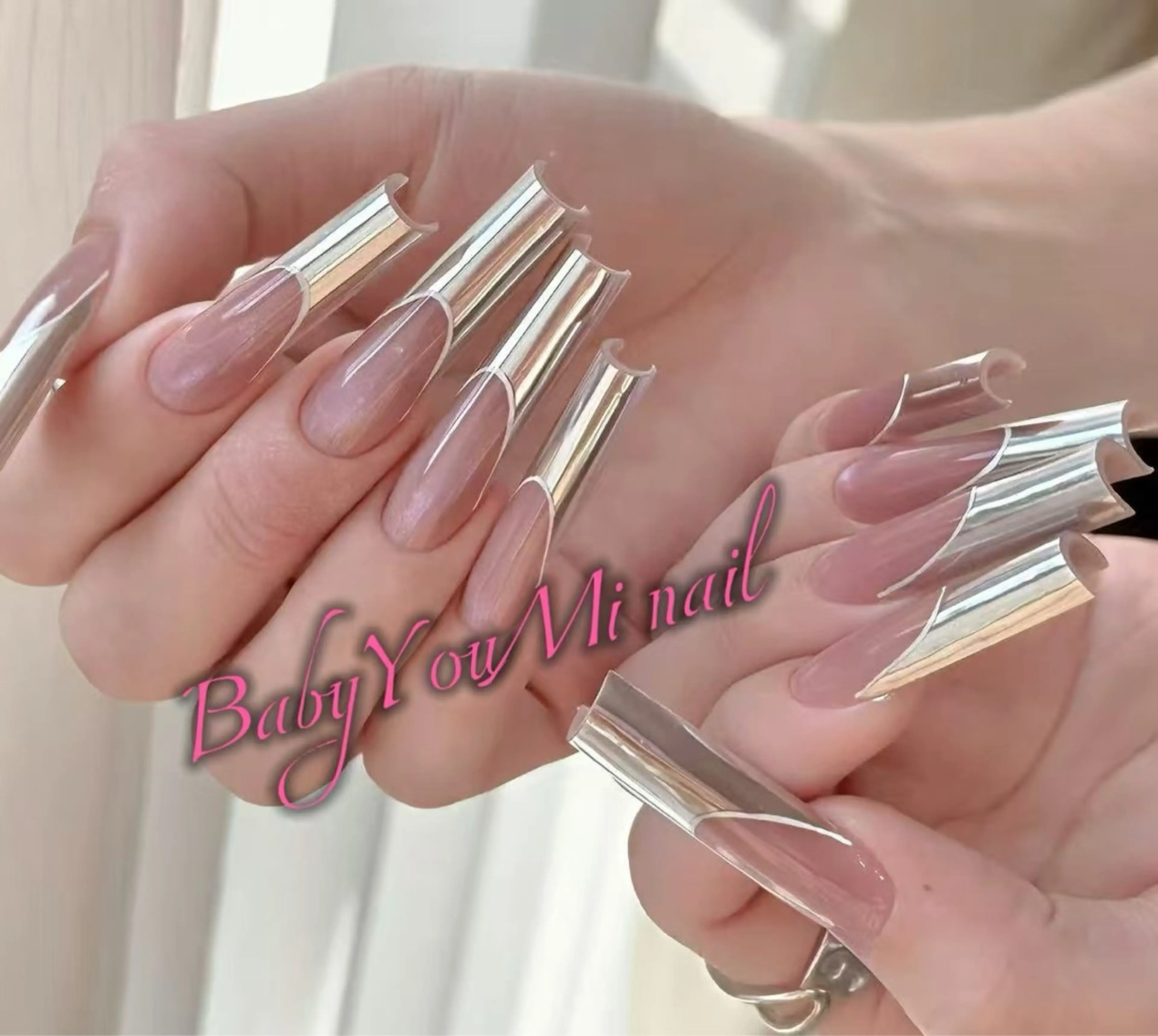 ネイル オーロラネイル 成人式 フットネイル フレンチネイル ジェルネイル ハンドネイル BabyYouMi nailのネイルデザイン