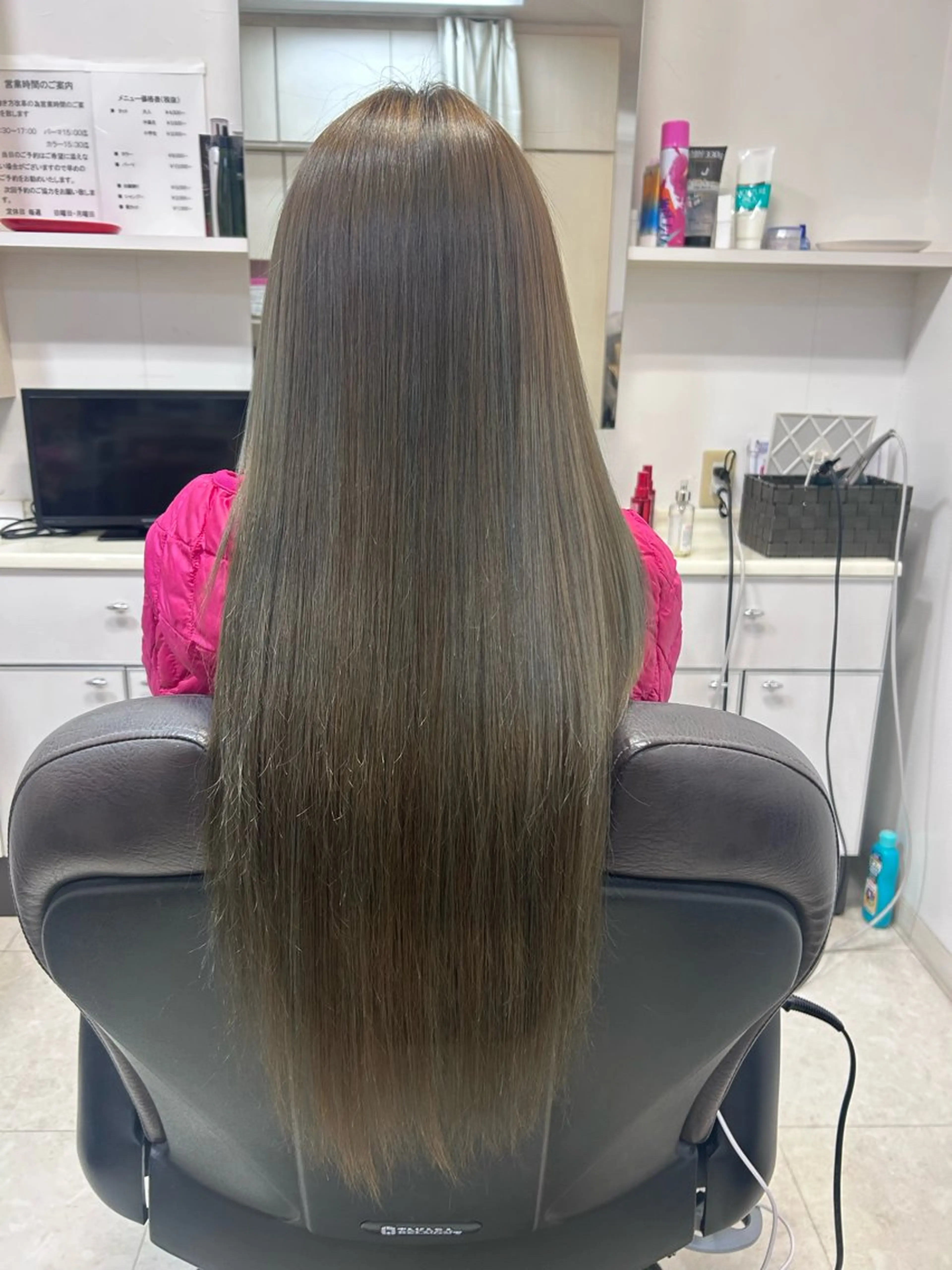 ロング カラー 若松 絵美のヘアスタイル