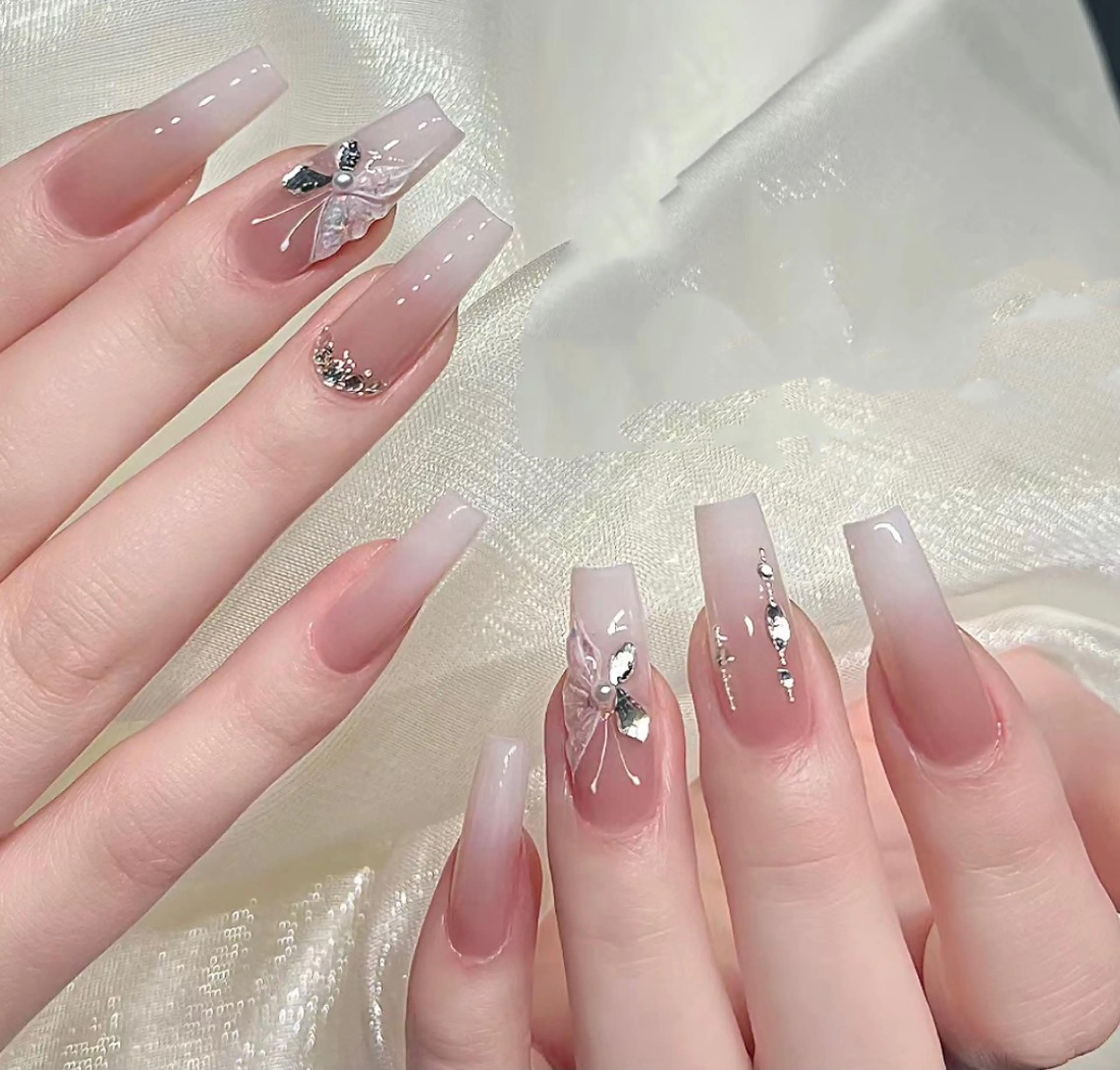 ネイル ハンドネイル D-BEAUTY Nailsalonのネイルデザイン