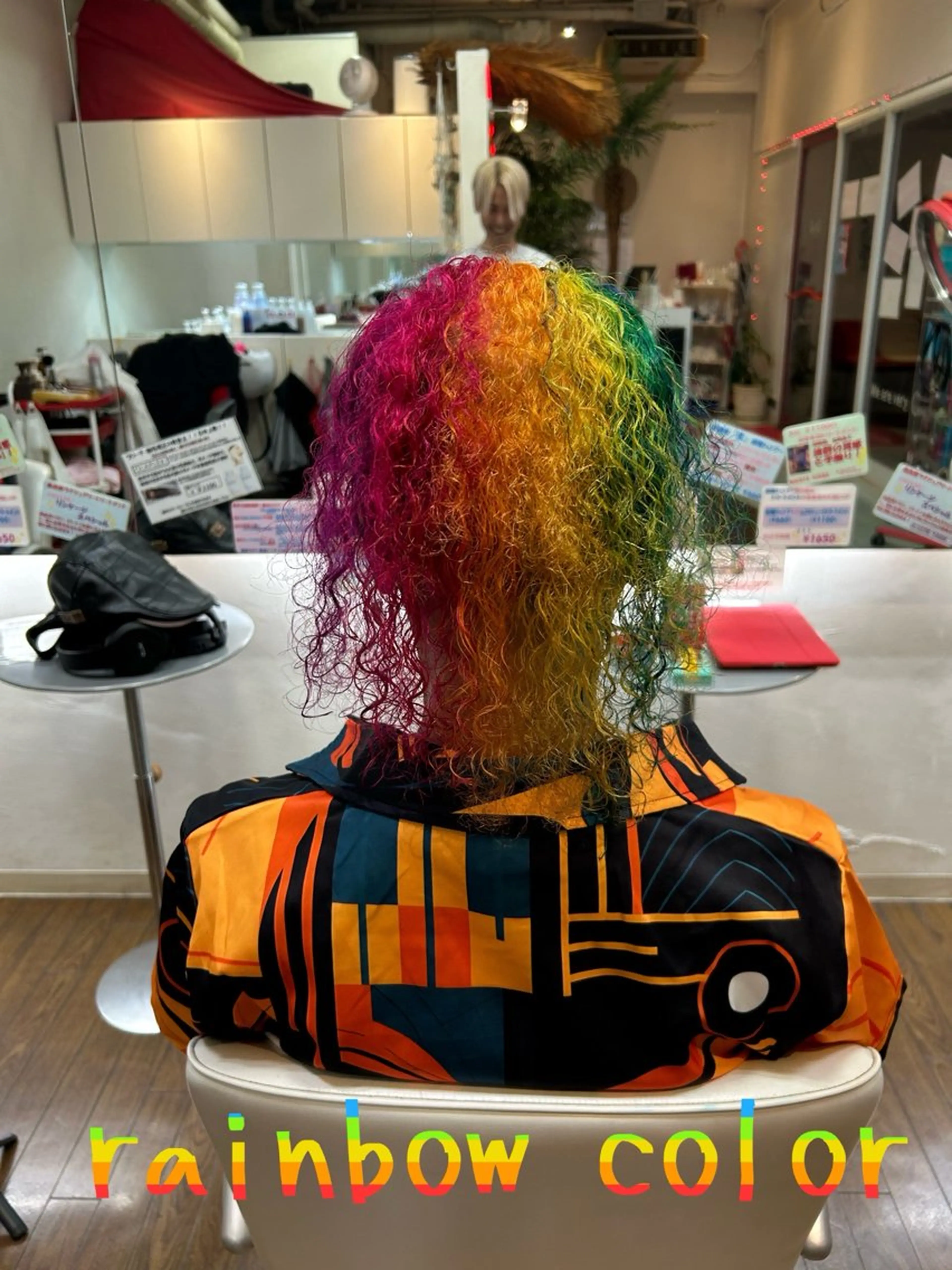 ミディアム カラー GLAD 萩原のヘアスタイル