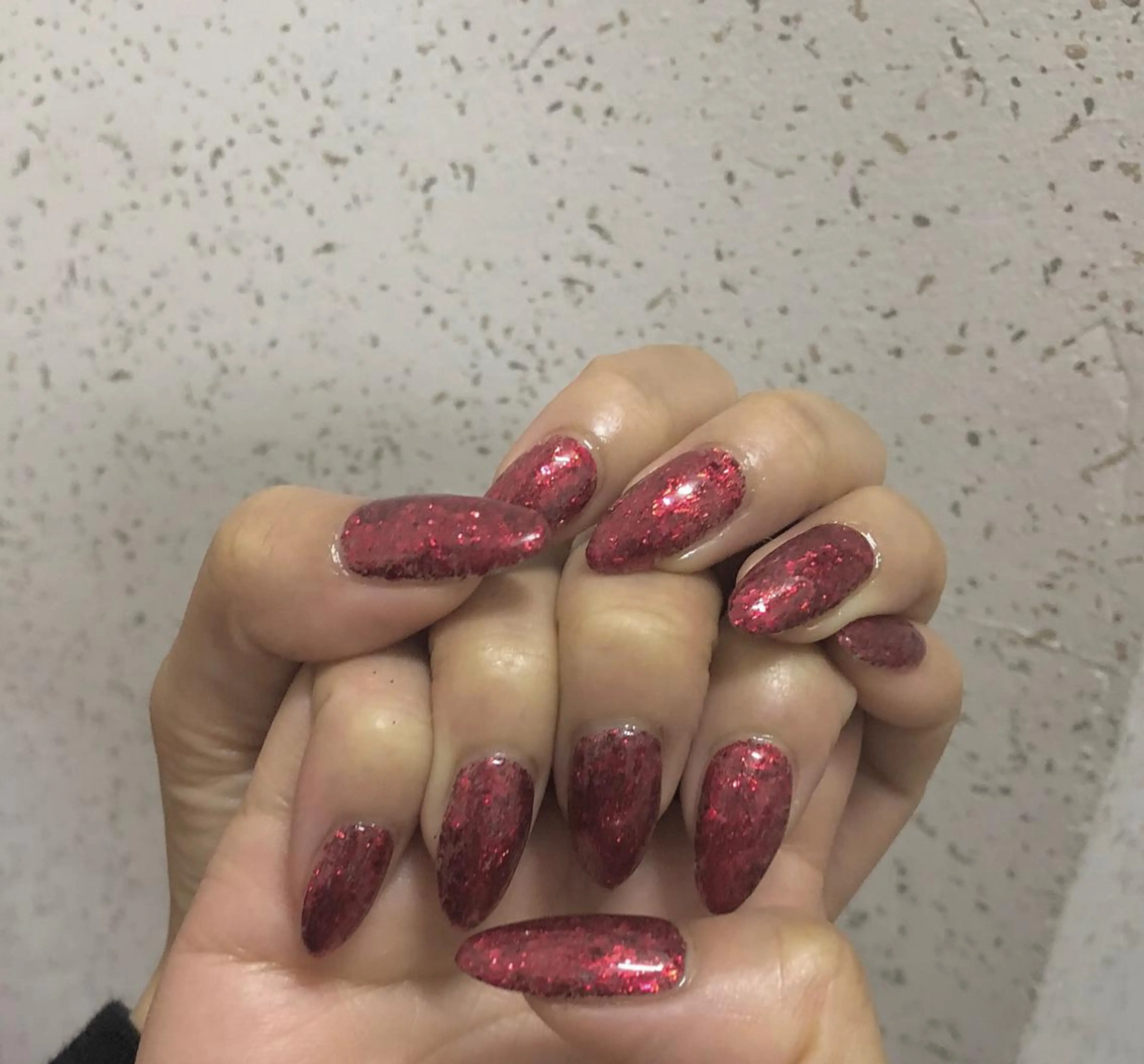 ネイル ラメ(グリッター) 赤色 パラあり！フィルイン 美フォルムのネイルデザイン