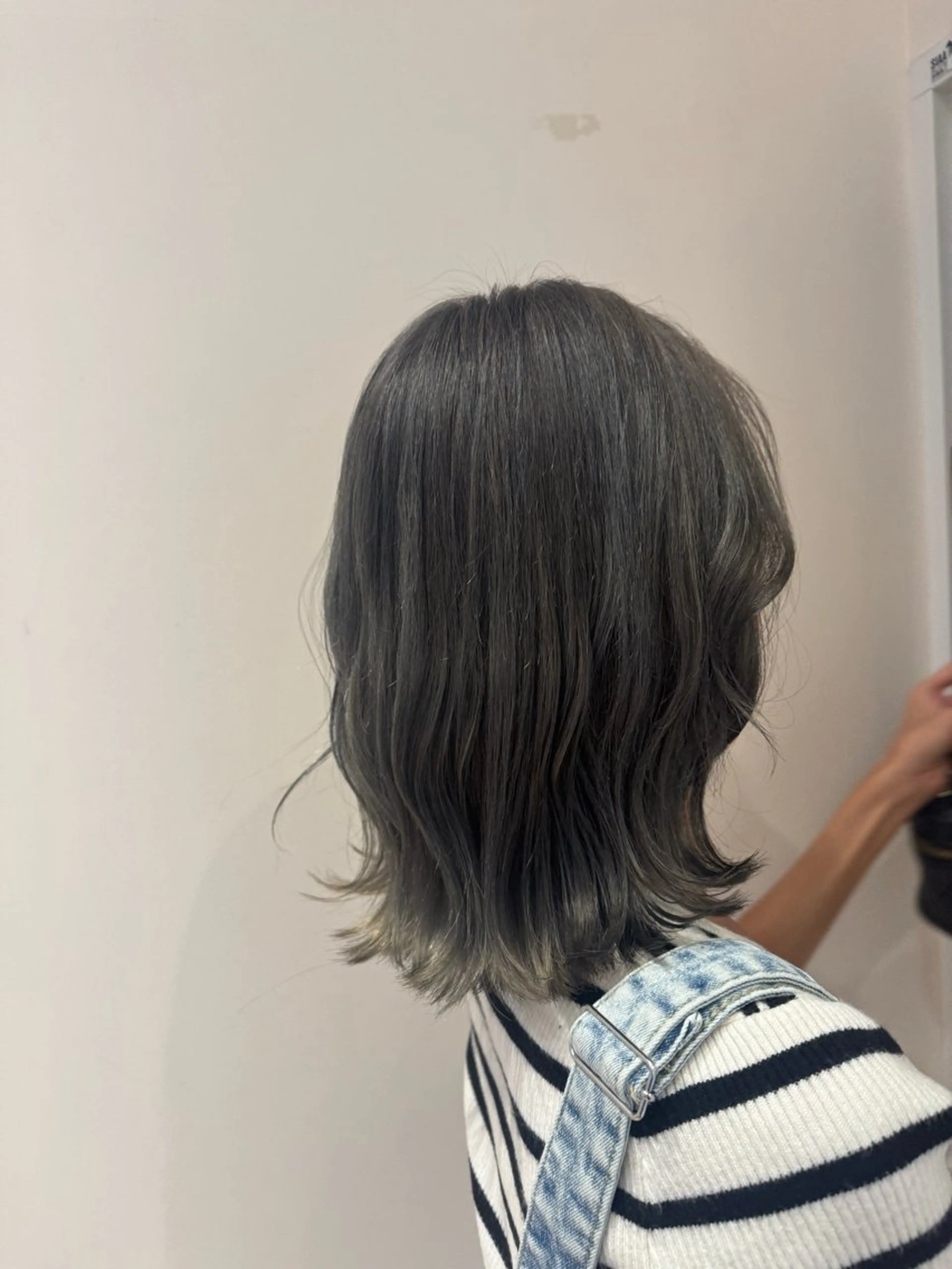 ミディアム カラー ヘアカラー トリートメント 河添 麗菜のヘアスタイル