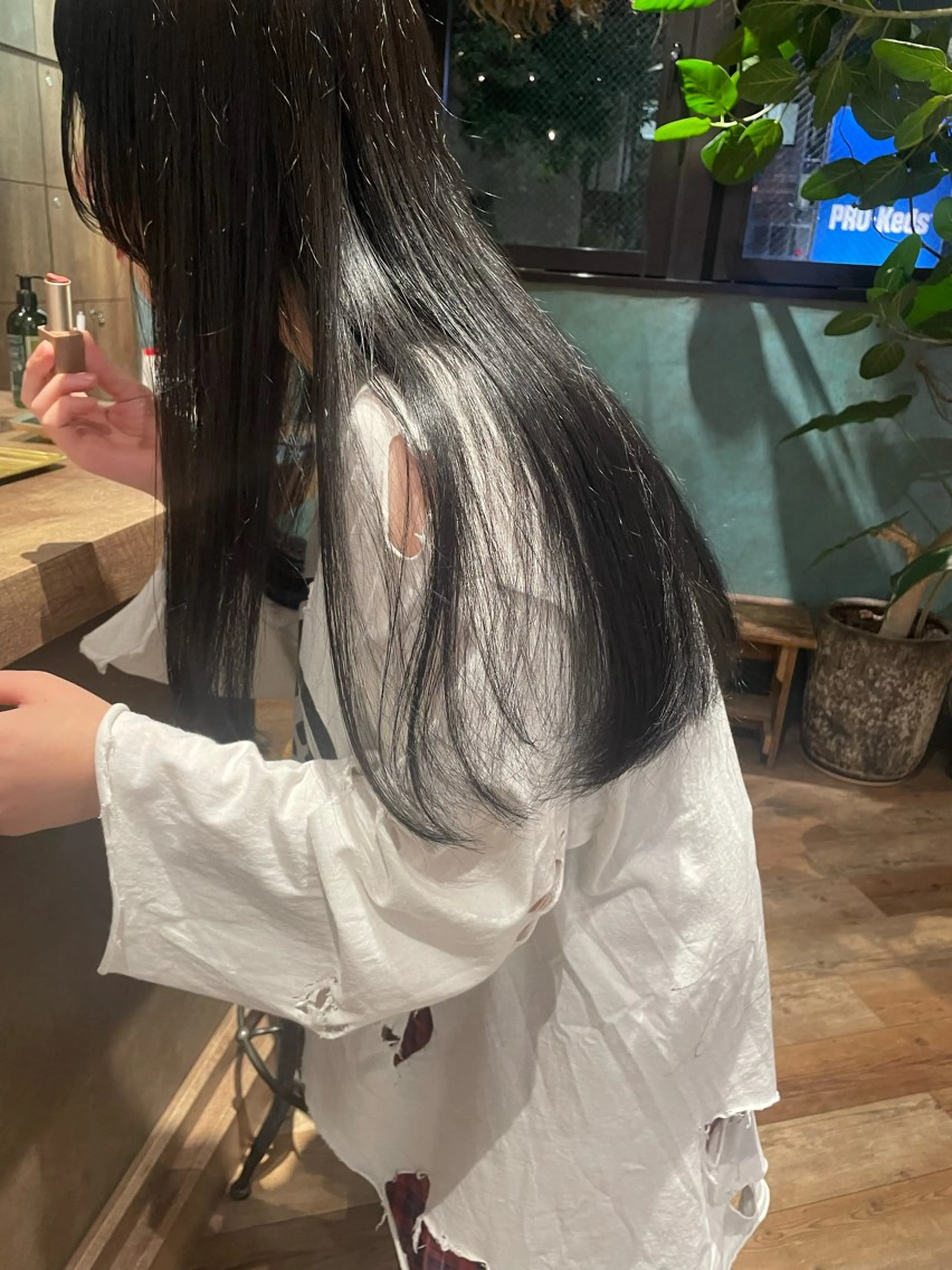 ロング カラー ブルーカラー 透明感カラー ネイビーカラー 無料カットモデル募集 / 涼 乃のヘアスタイル