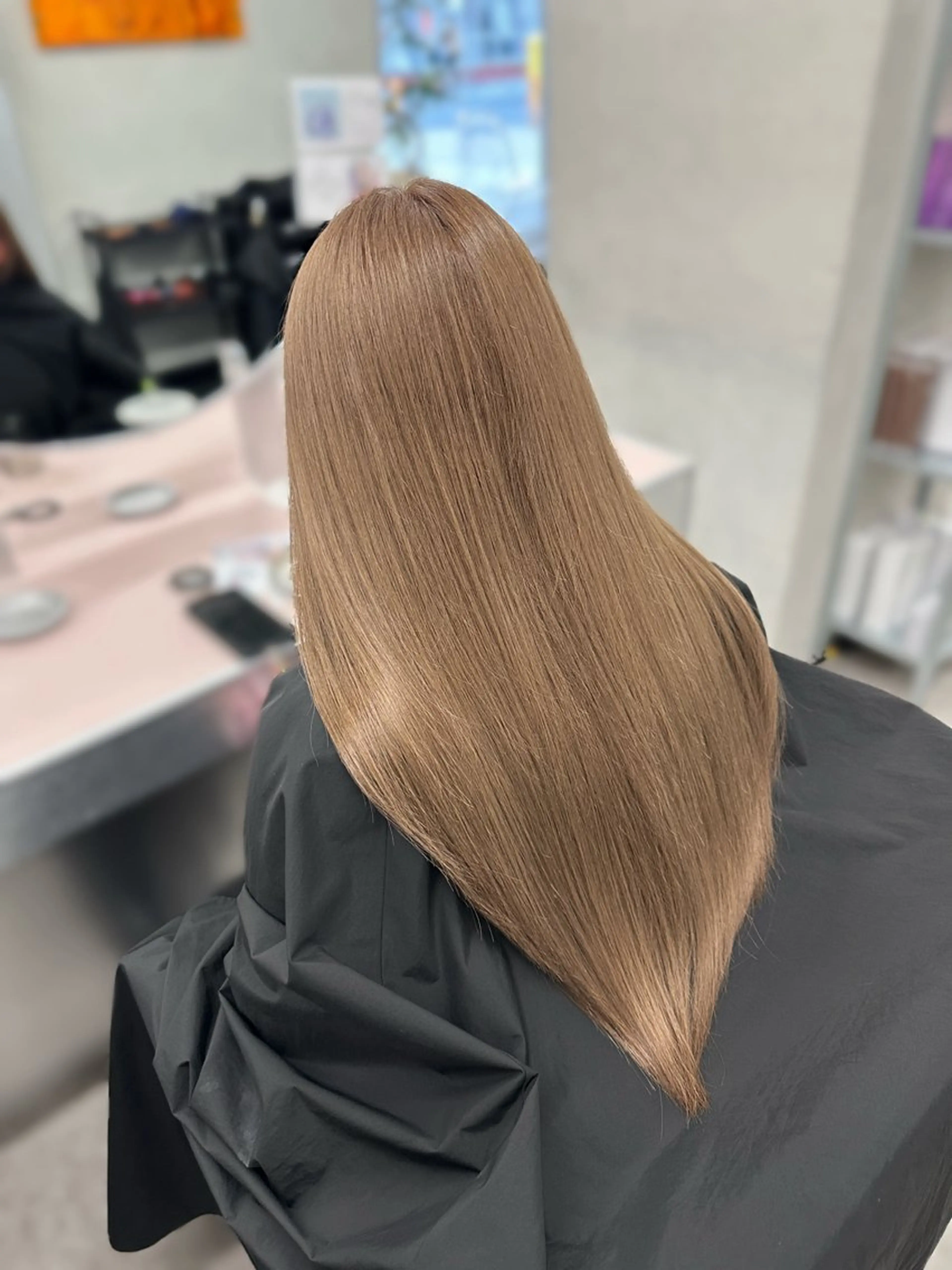 ロング ヘアカラー tint  大阪梅田 【sena】のヘアスタイル