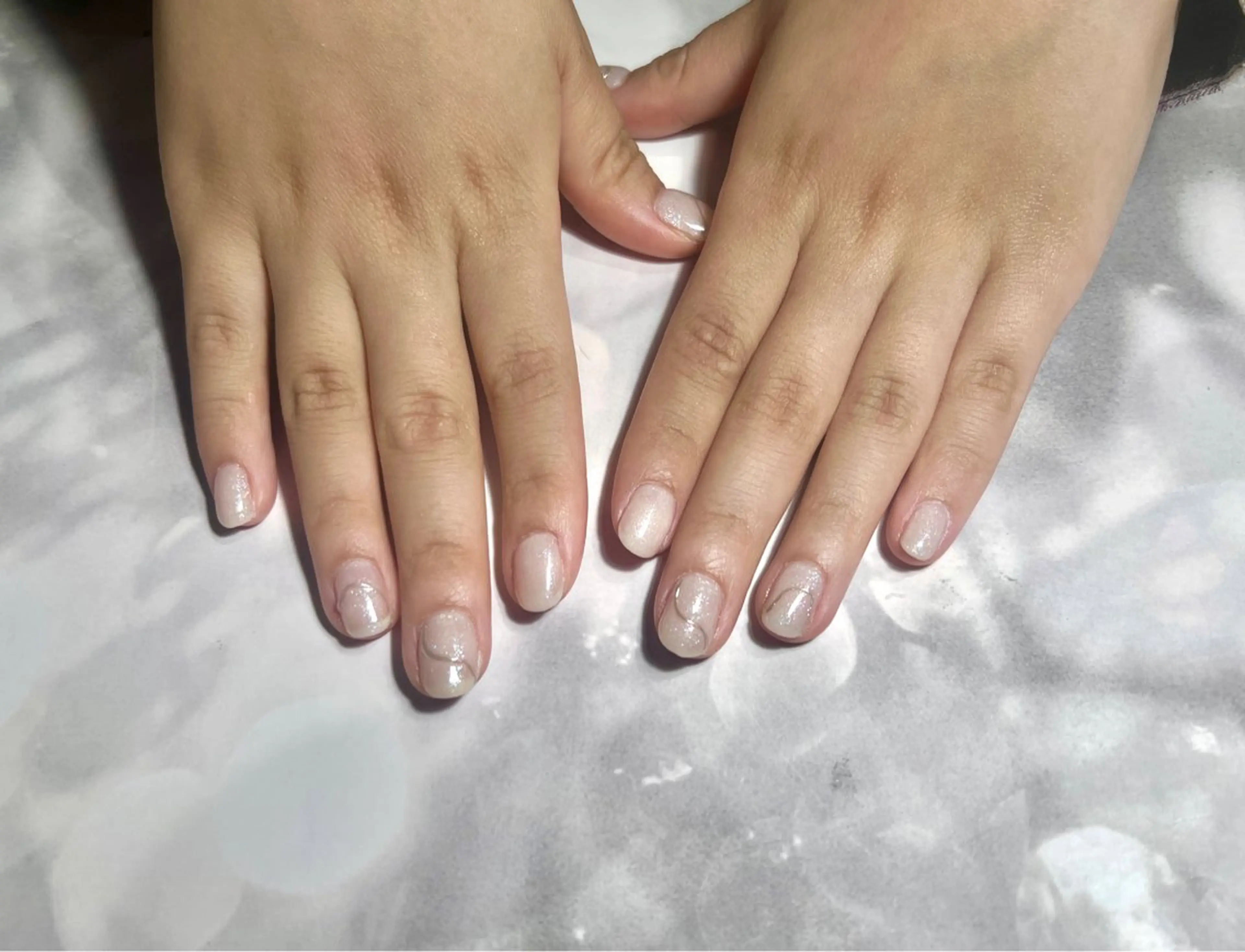 ネイル Miimo💅🏻 ほのか ·͜·♡のネイルデザイン