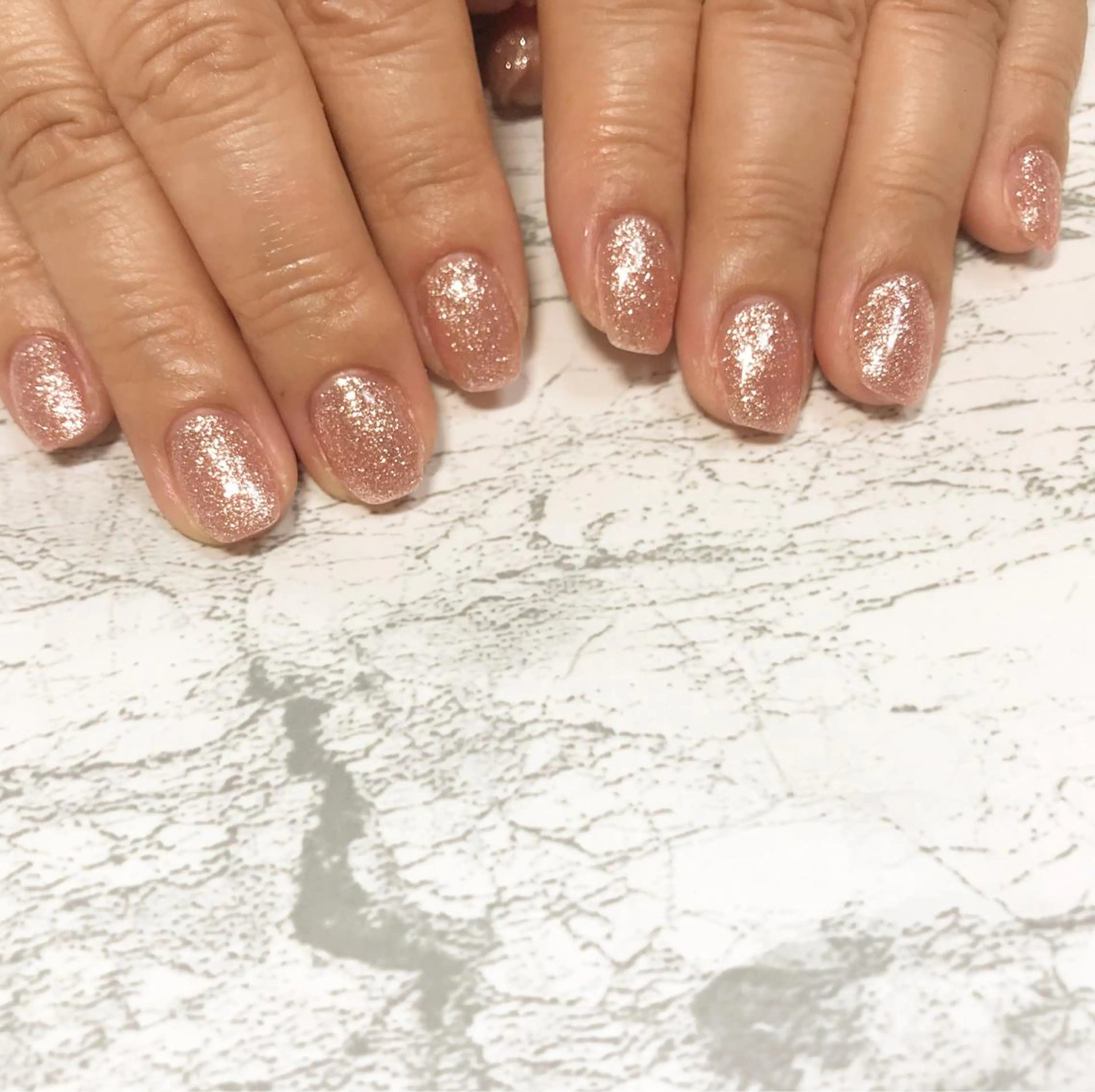 ネイル フットネイル ラメ(グリッター) ニュアンスネイル シンプルネイル 春ネイル nail fufla ♡yamane♡のネイルデザイン