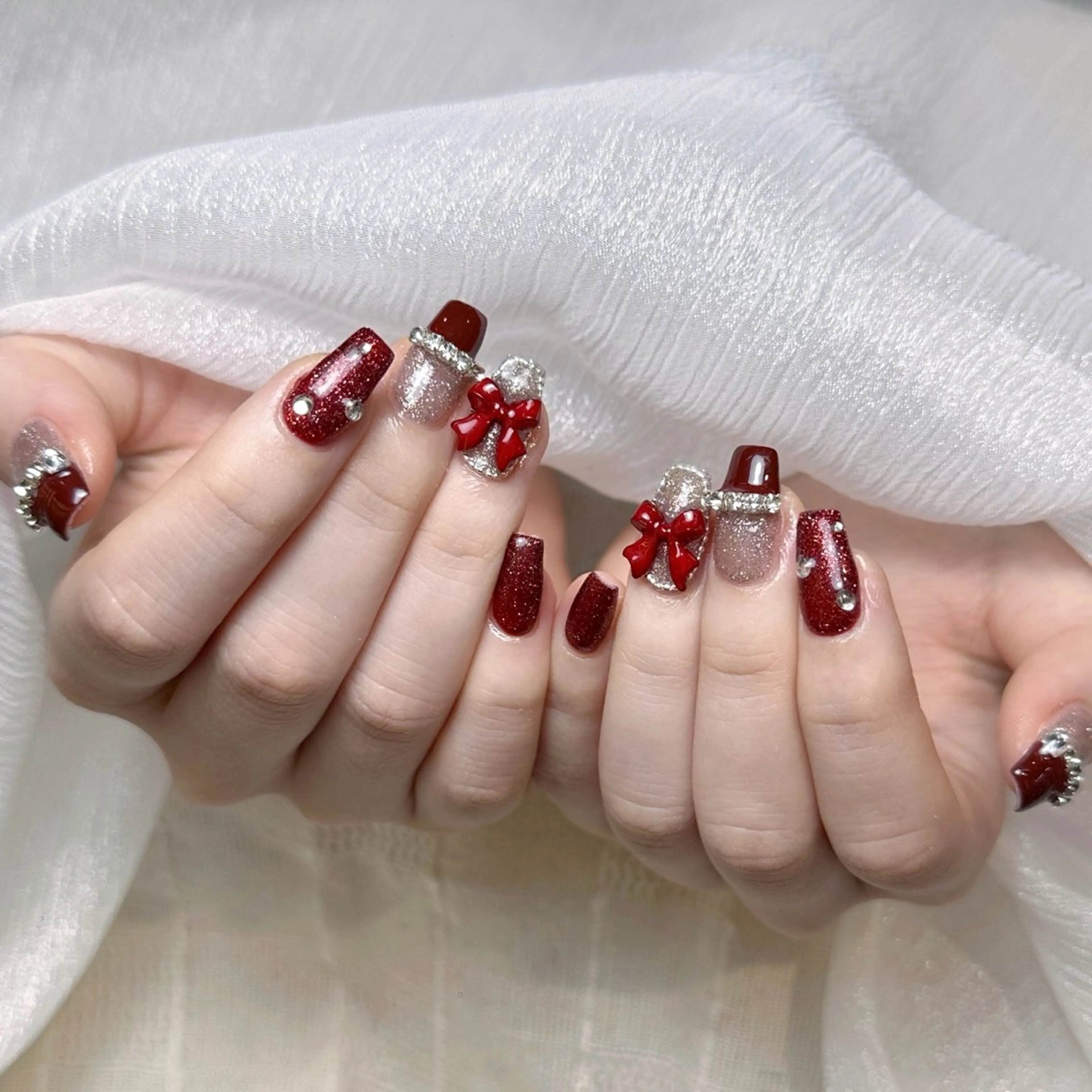 ネイル LA VENIA所属・Mio Nailのネイルデザイン