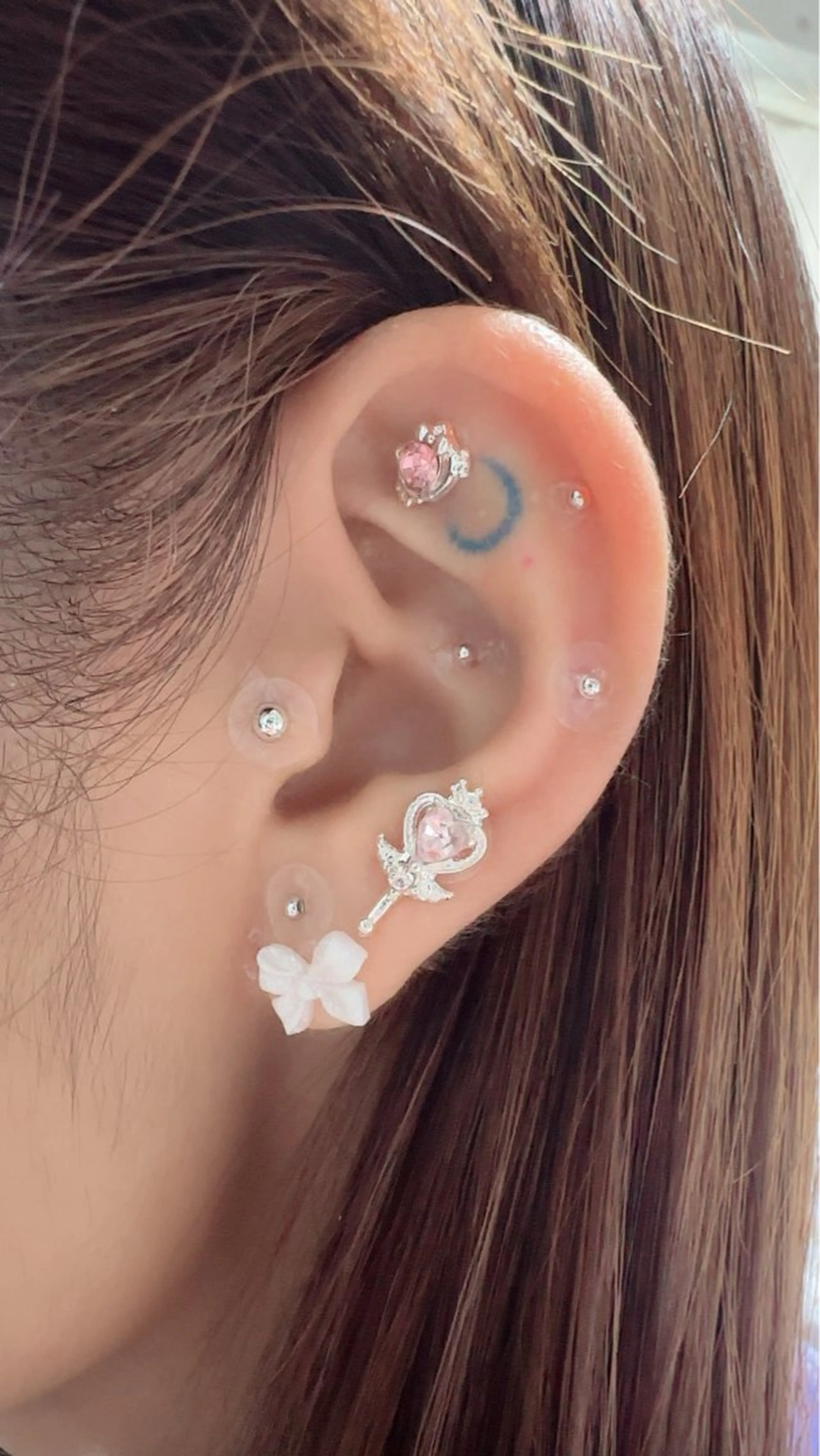 【付け放題】耳つぼジュエリーの写真