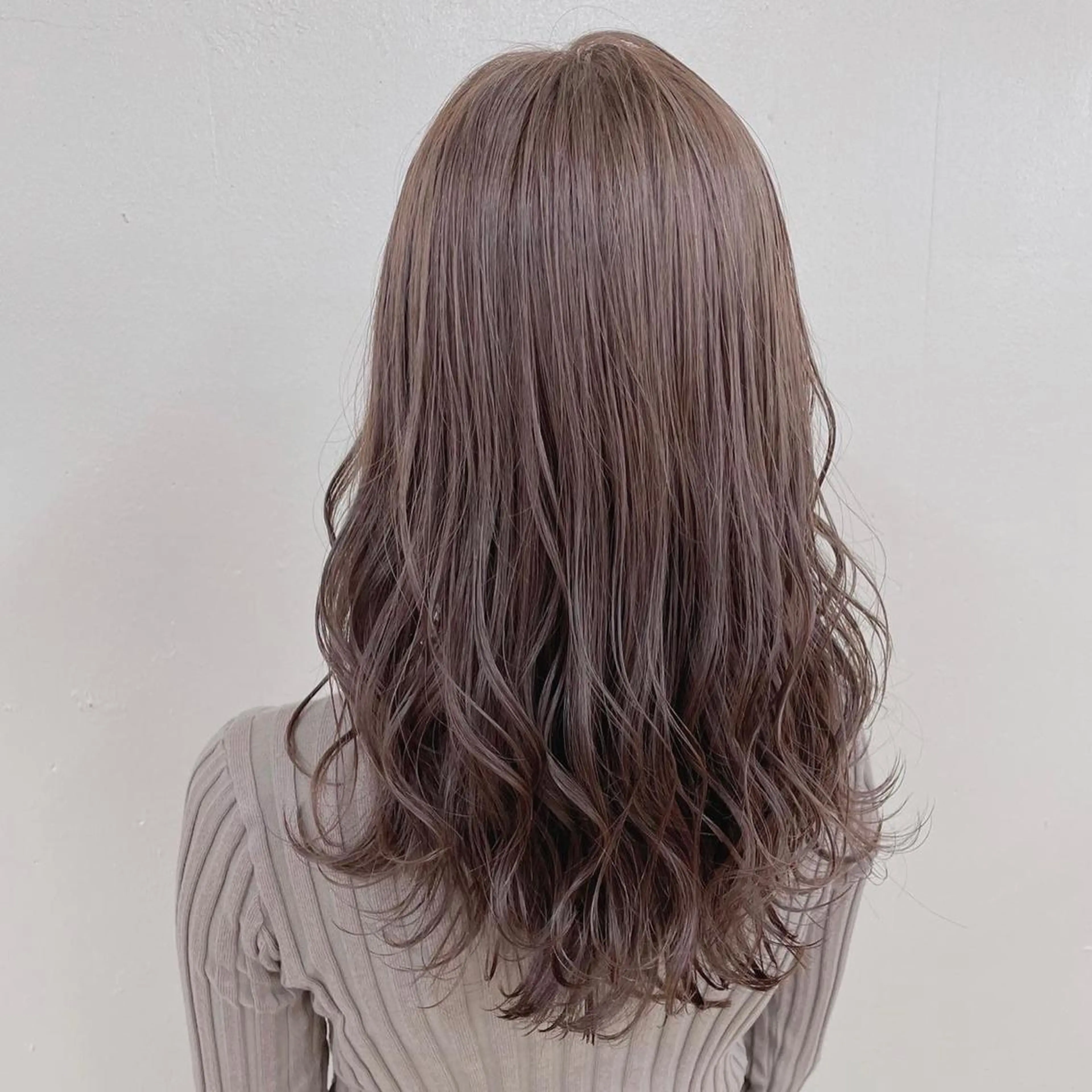 ロング カラー ao.eyelash SHIORIの眉毛・アイブロウイメージ