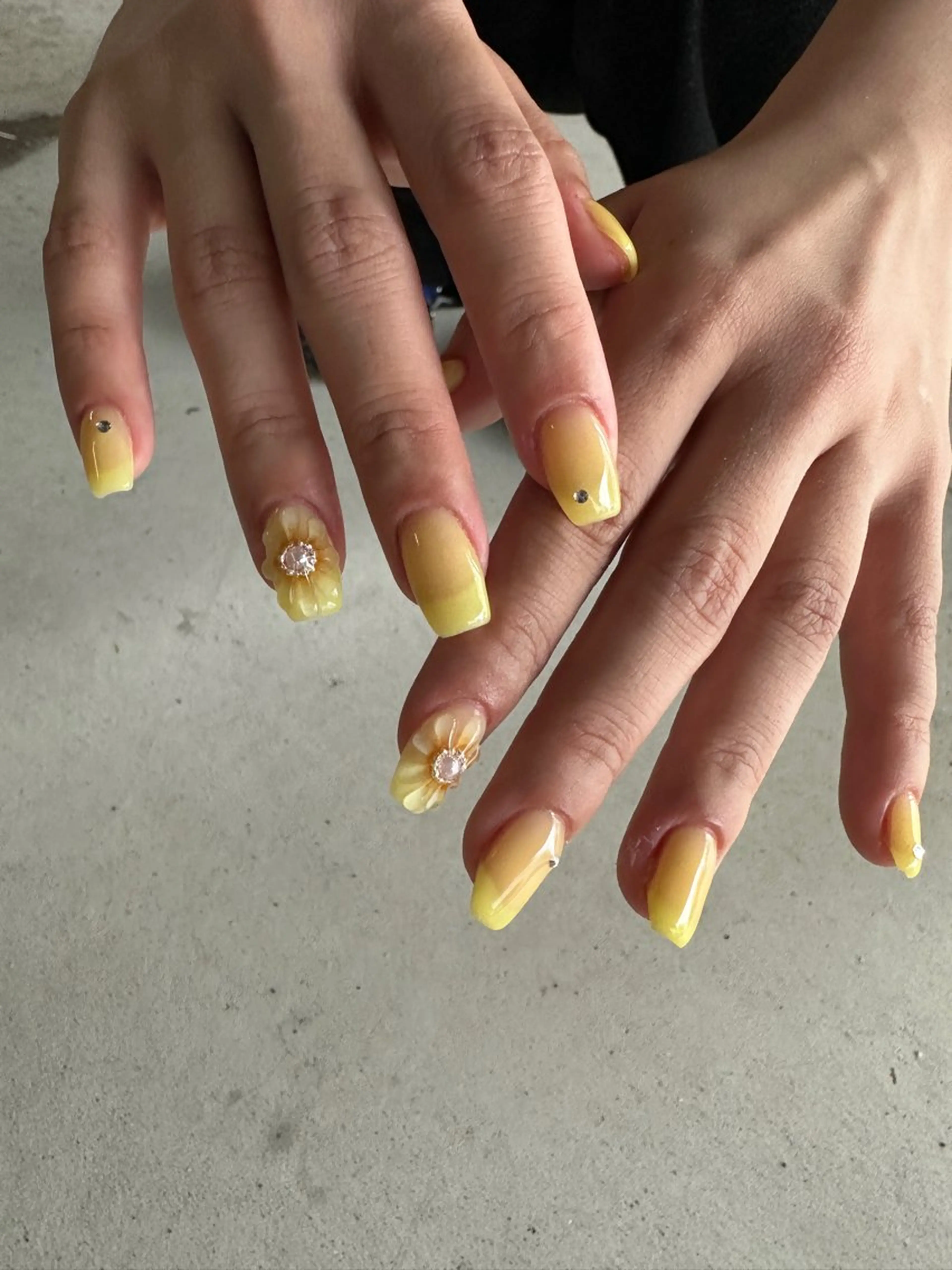ネイル ハンドネイル フットネイル nailsalon ∞ ﾐｶﾅﾙ ∞のネイルデザイン