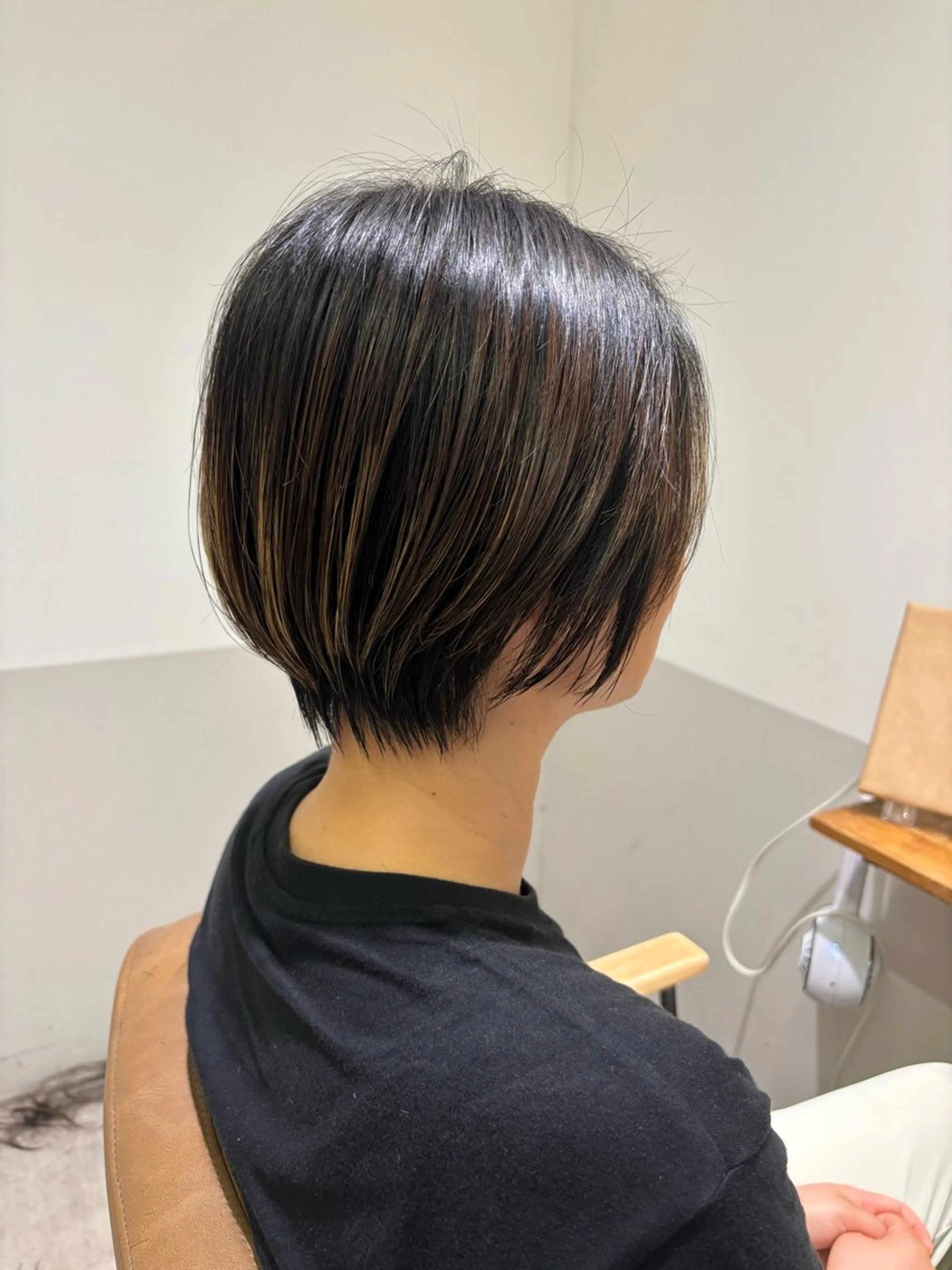 ショート くびれヘア 🥇赤み消しカラー／ 髪質改善の匠🥇のヘアスタイル