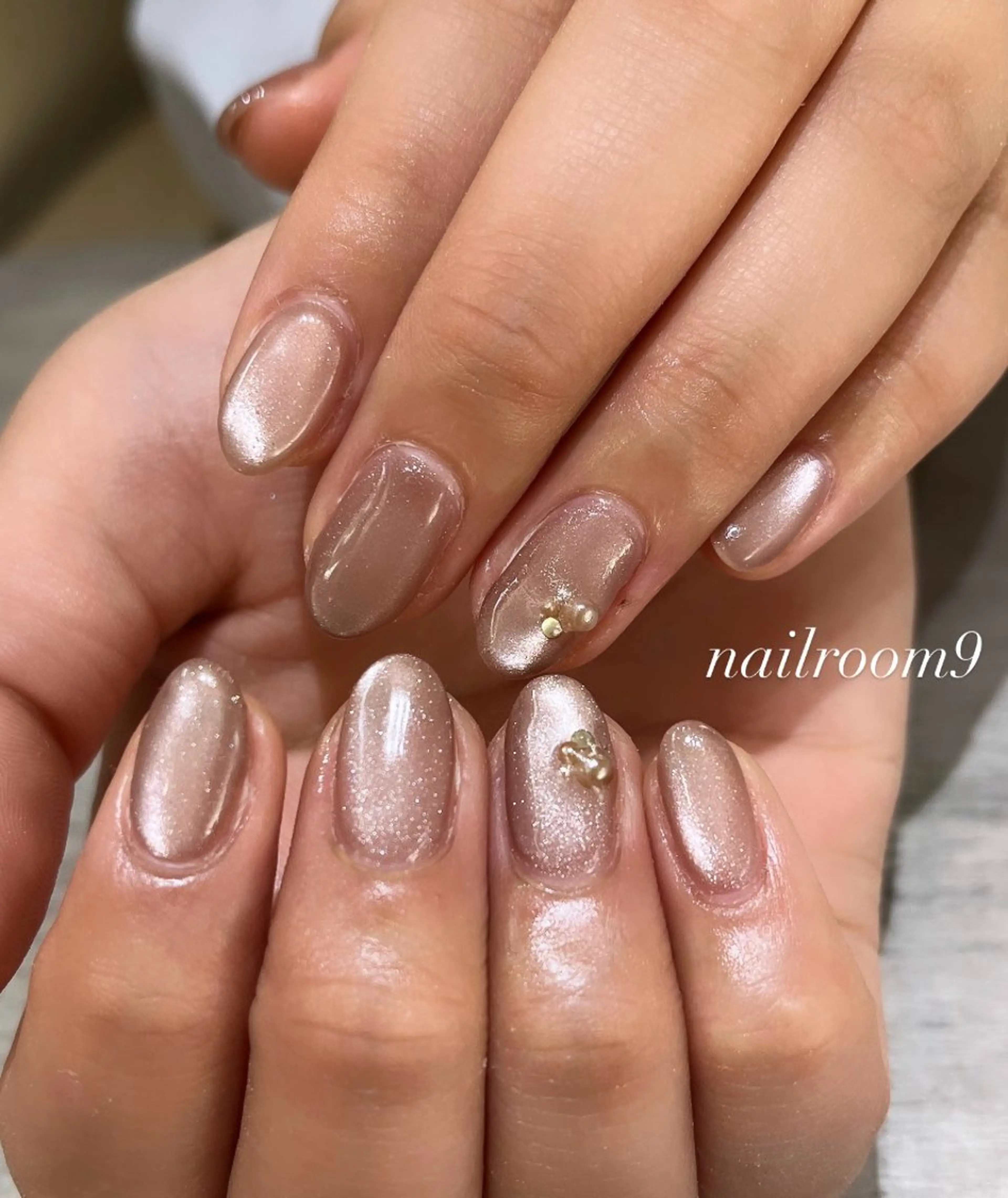 ネイル マグネットネイル ハンドネイル nail room9 ☺︎のネイルデザイン