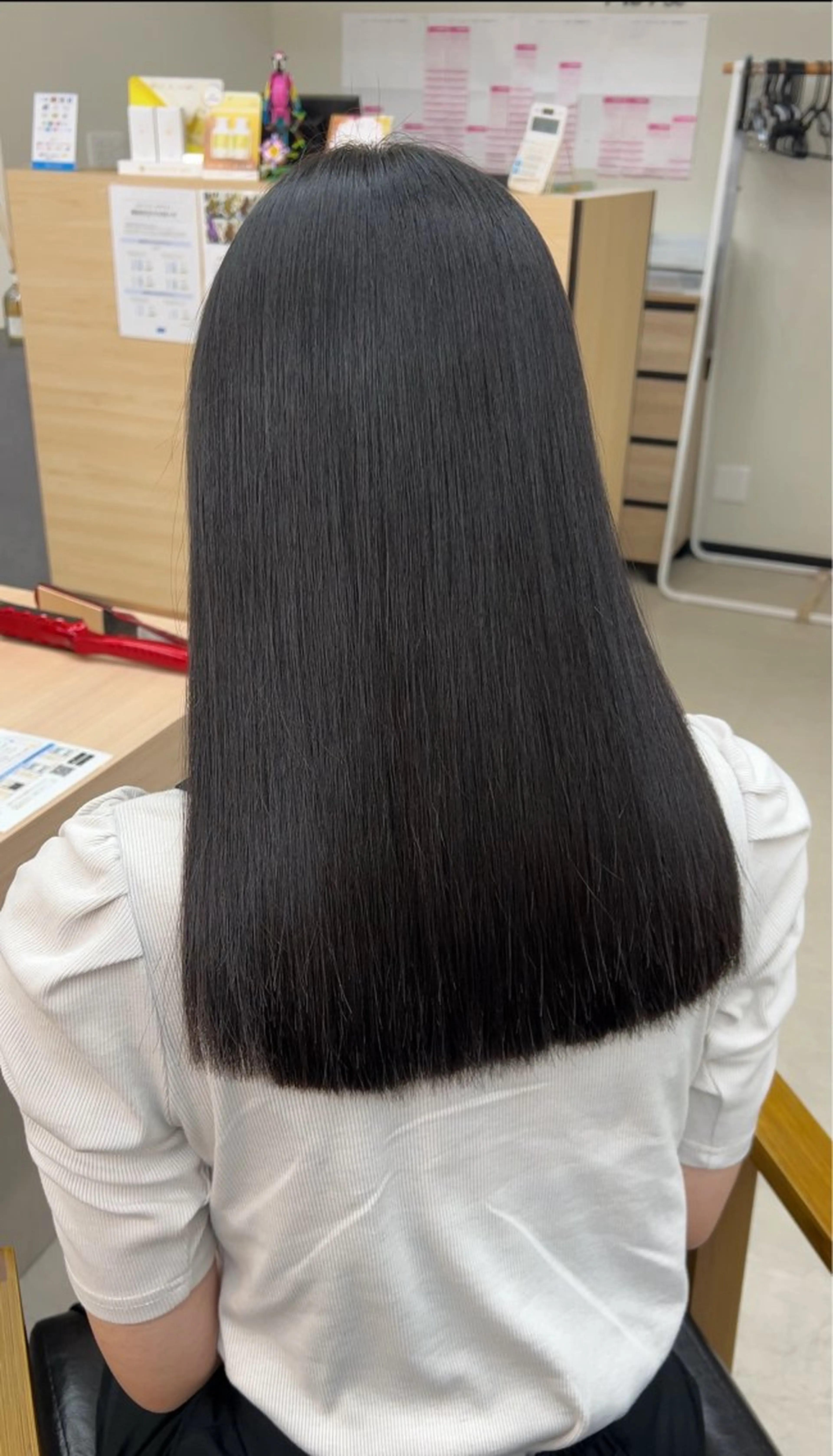 セミロング カラー GRAN LUSSO岡山駅前【グランルッソ】所属・GRAN LUSSO 【MIHARU】のヘアスタイル