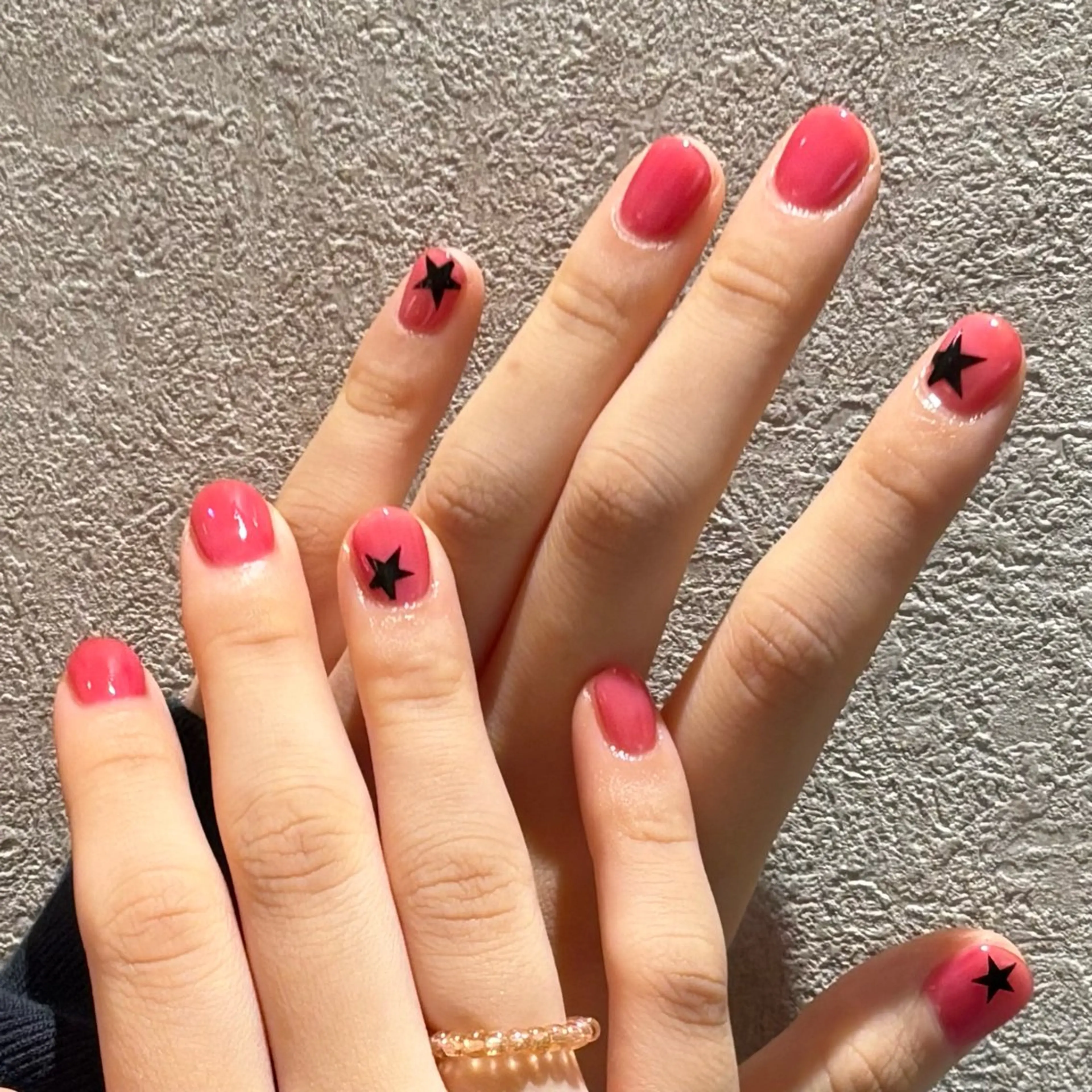 ネイル ジェルネイル 持ち込み ワンカラーネイル パラジェル ショートネイル ハンドネイル パラジェル / マグネット/AYAのネイルデザイン