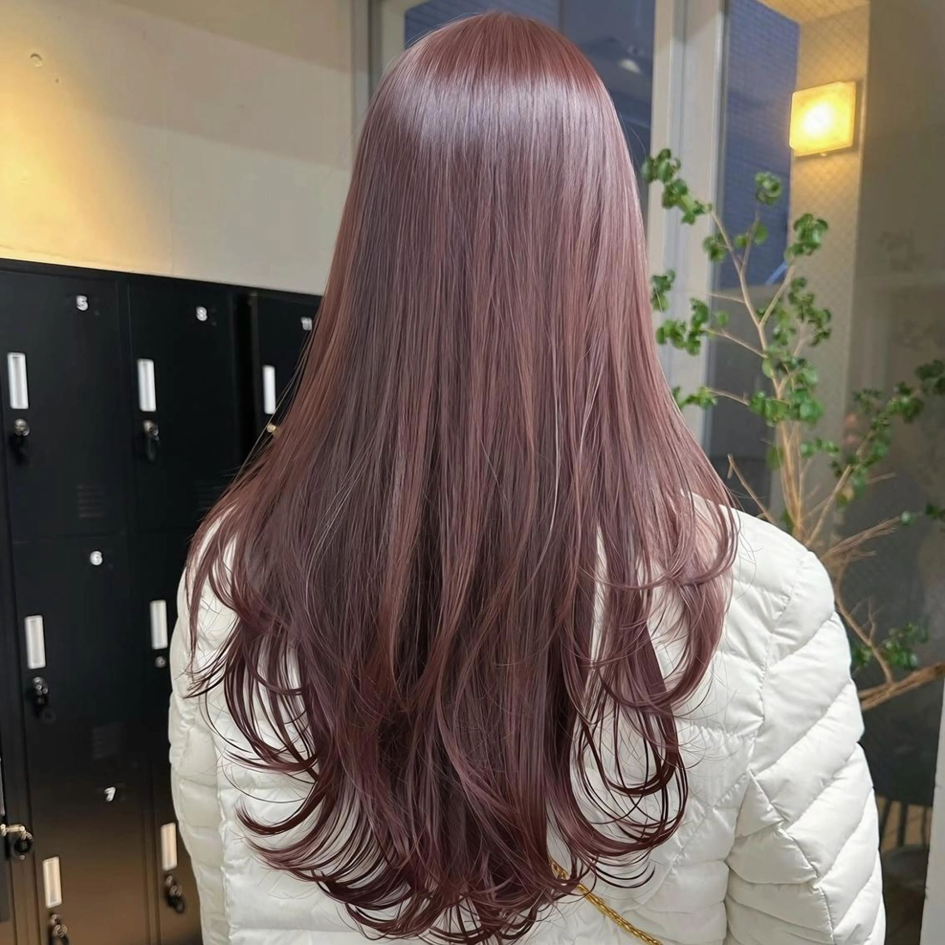 カラー ロング ブリーチ ブラウンカラー ダブルカラー ピンクカラー ピンクブラウン ヘアカラー トリートメント 韓国ヘア♡🇰🇷 暖色♡透明感カラー✨のヘアスタイル