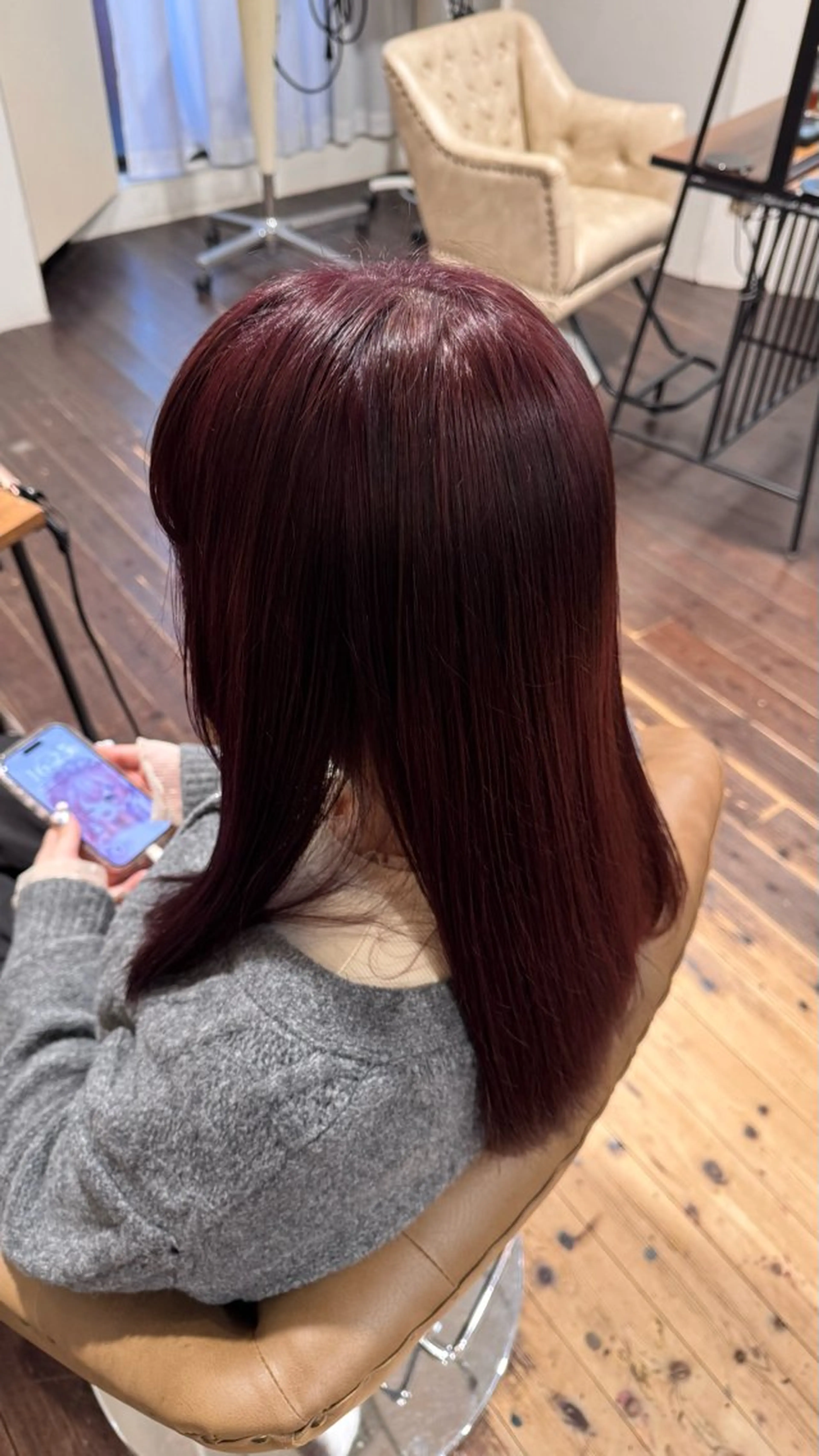 カラー 菰田 愛輝のヘアスタイル