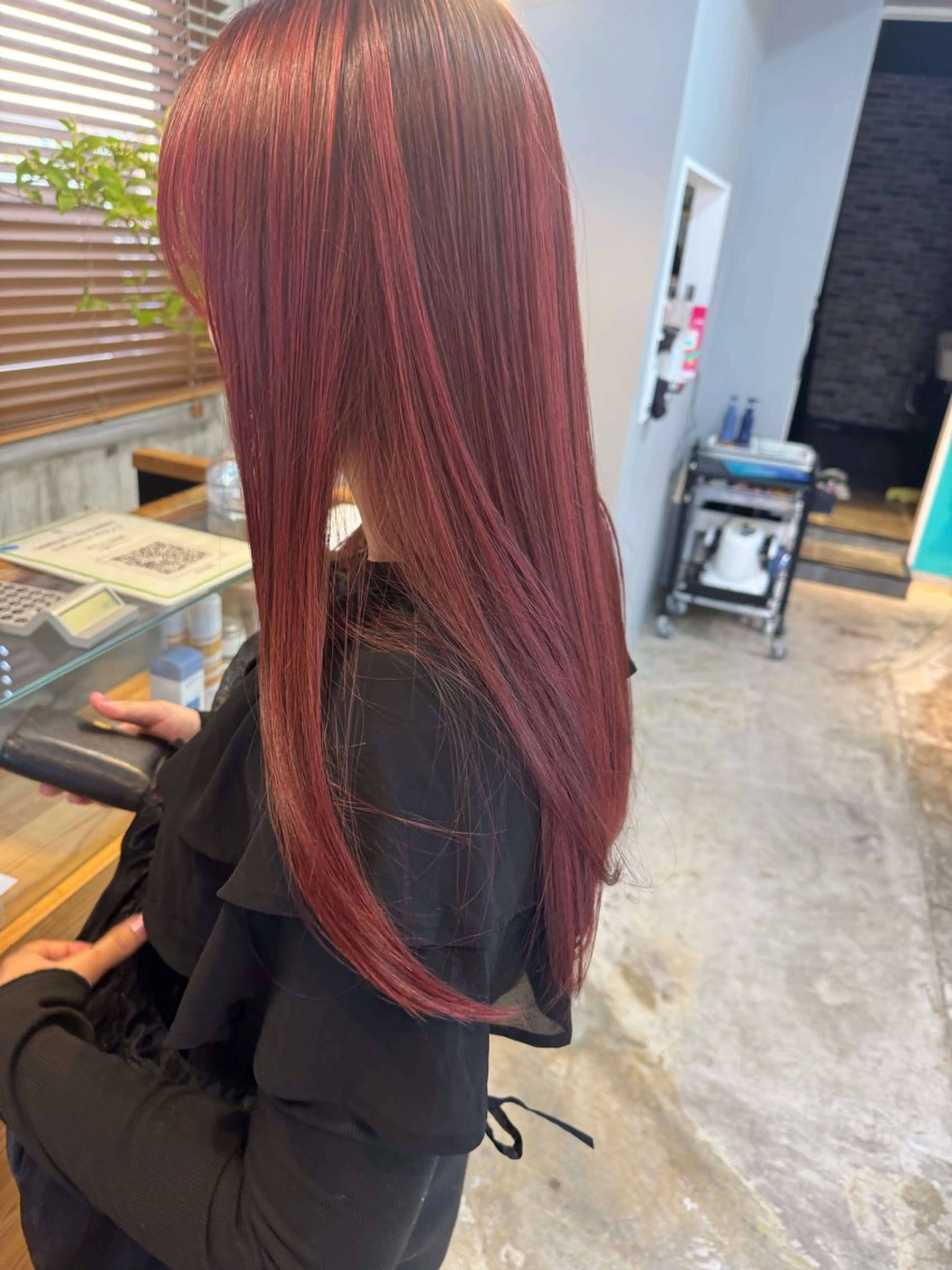 ロング カラー 木藤 美朝のヘアスタイル