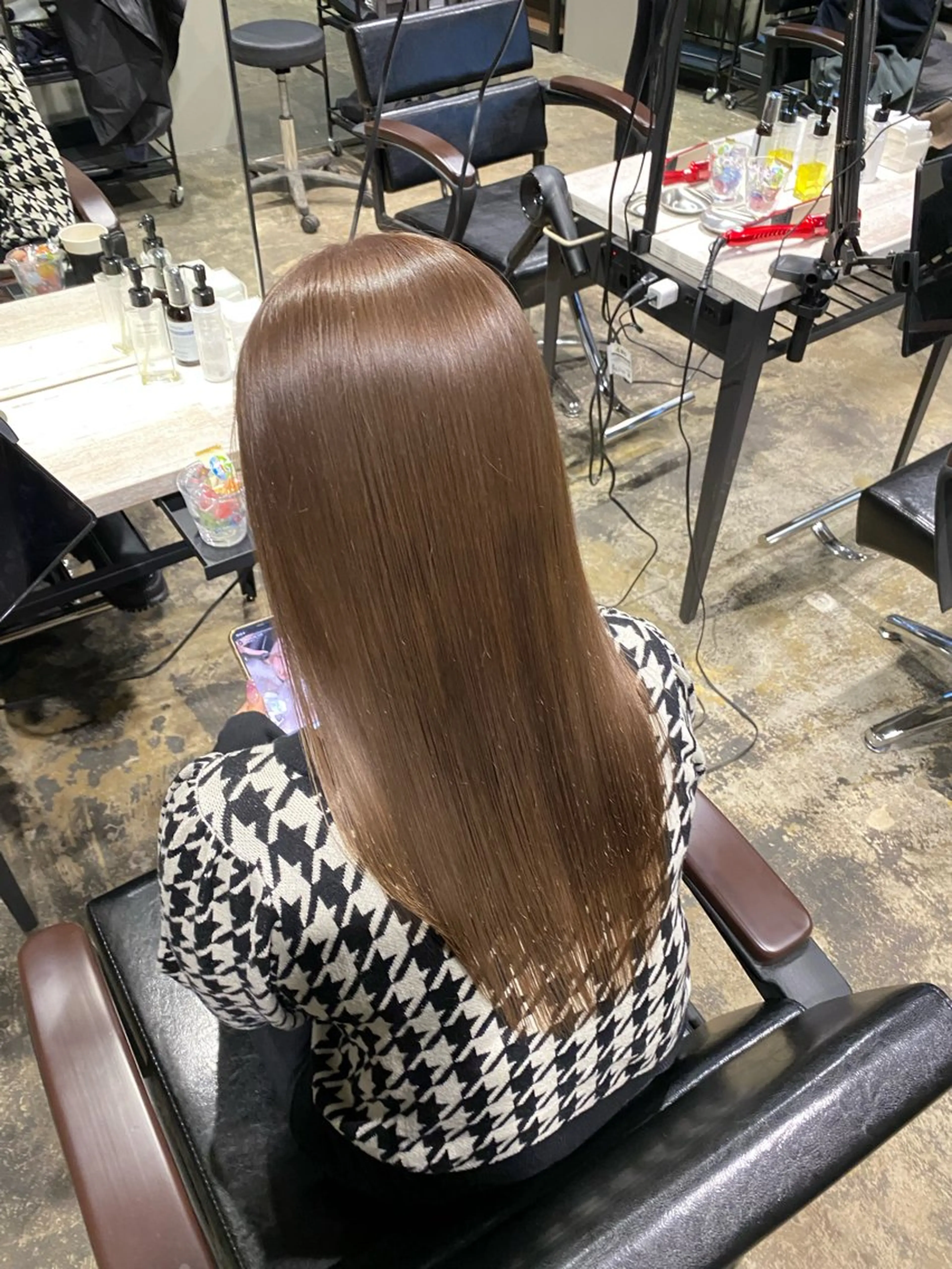 ロング ハイトーンカラー レイヤー/ juriのヘアスタイル