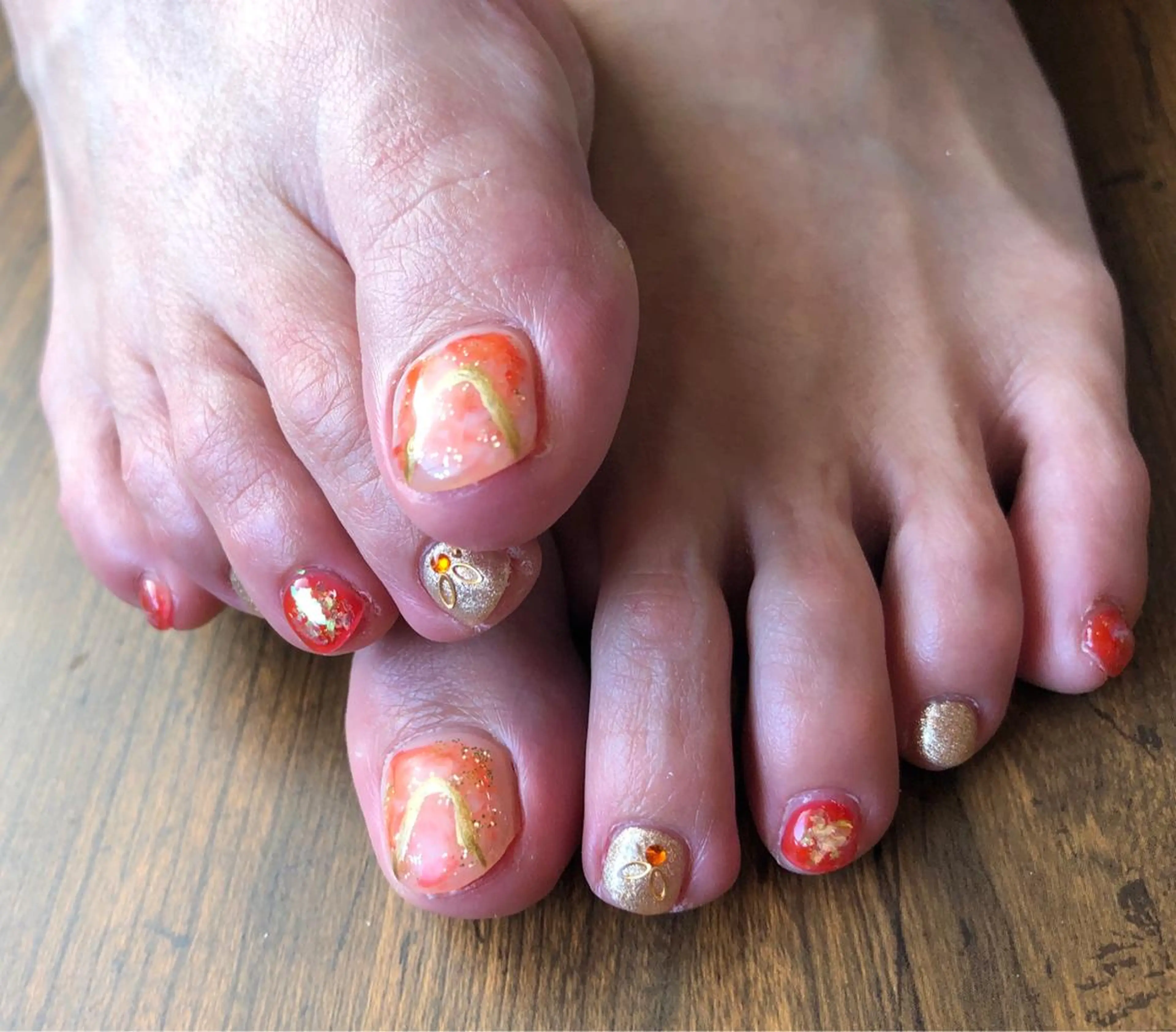 ネイル LUANA 里菜のネイルデザイン