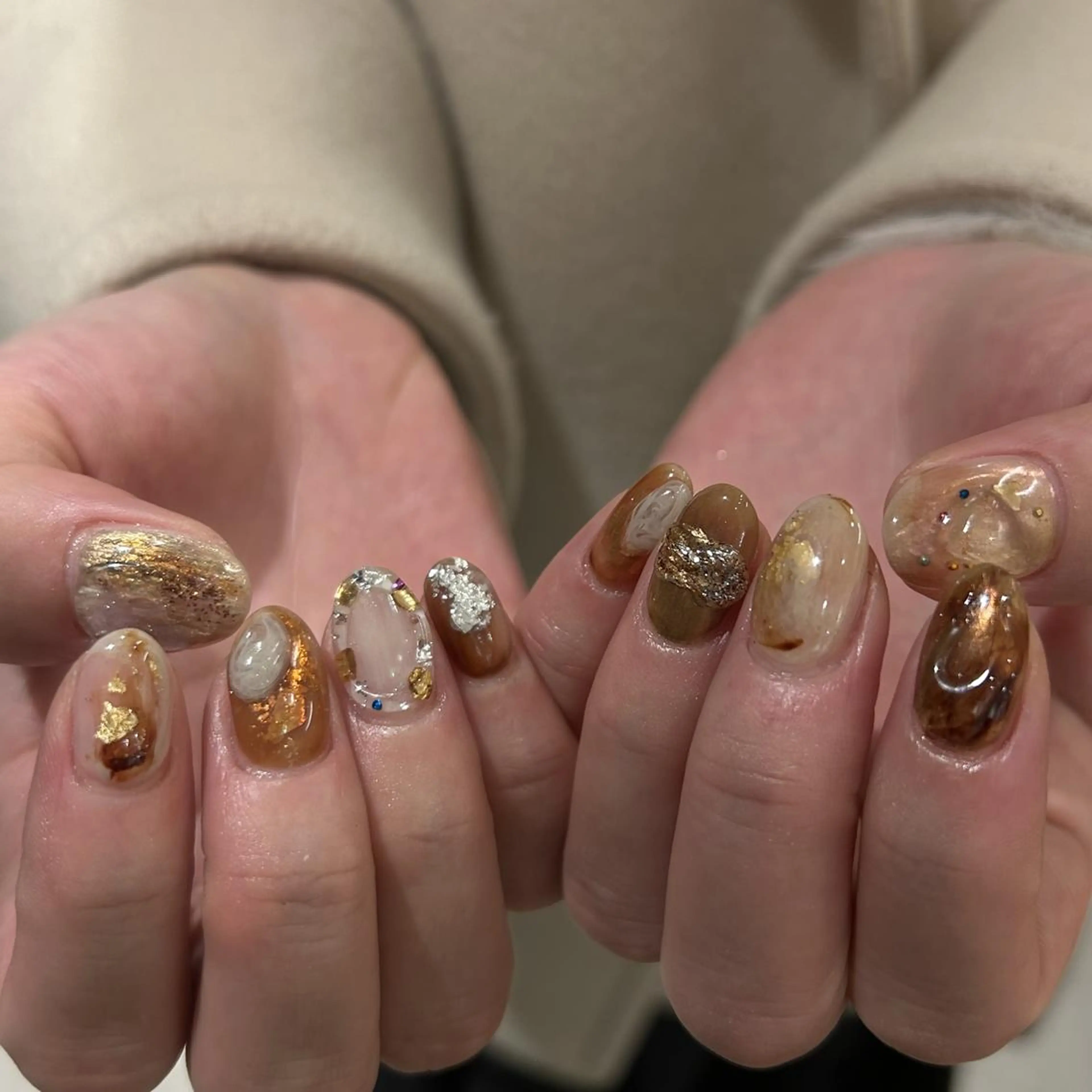 ネイル オーロラネイル ジェルネイル 氷ネイル・うるうるネイル 韓国ネイル ミラーネイル nails TOKYOのネイルデザイン