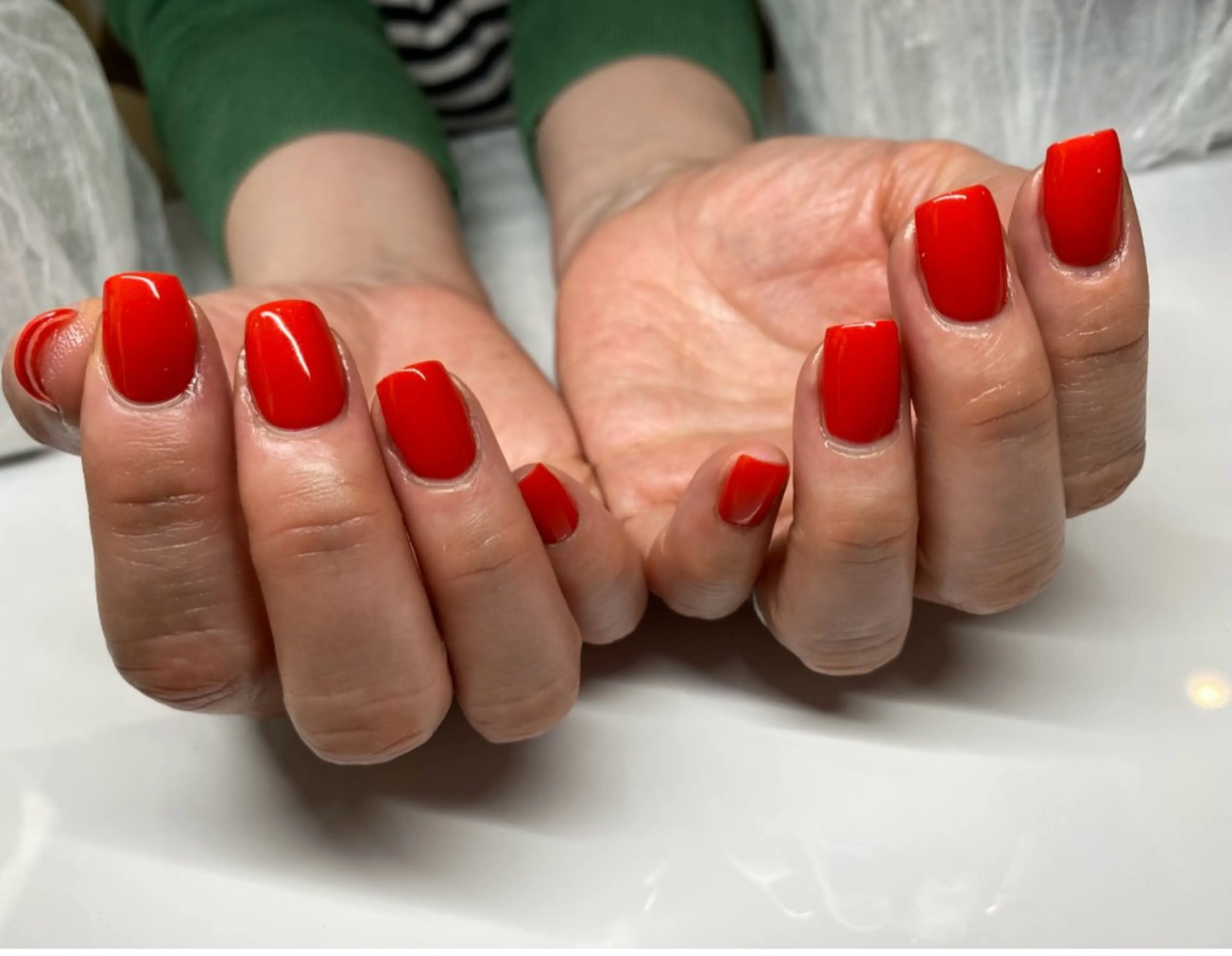 ネイル ワンカラーネイル シンプルネイル ハンドネイル ✨AiNail💅 ✨高幡不動NEW ✨のネイルデザイン