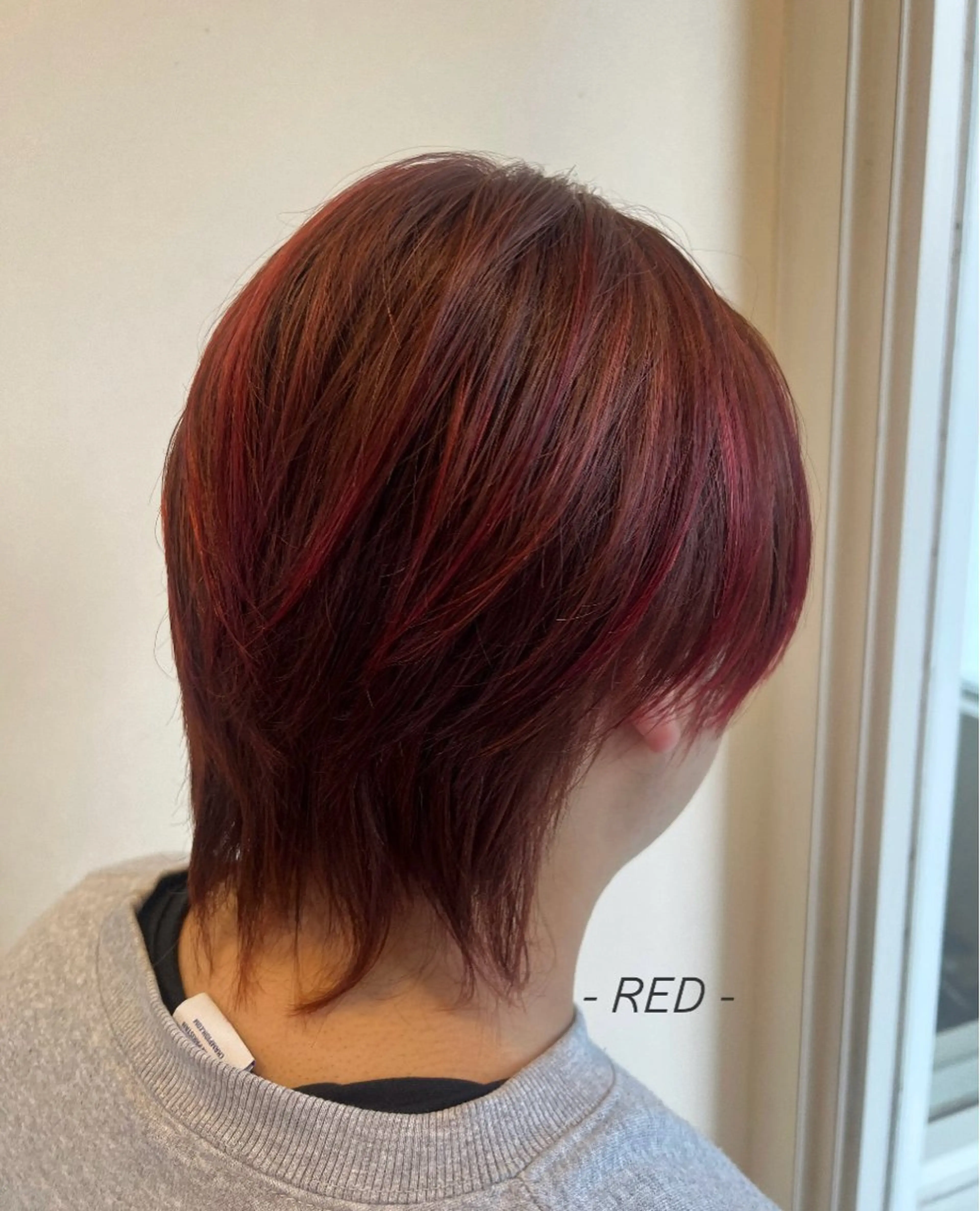 ショート カラー メンズ メンズハイライト デザインカラー ハイライトカラー ハイライト ヘアカラー トリートメント LiTA 友田未来のヘアスタイル